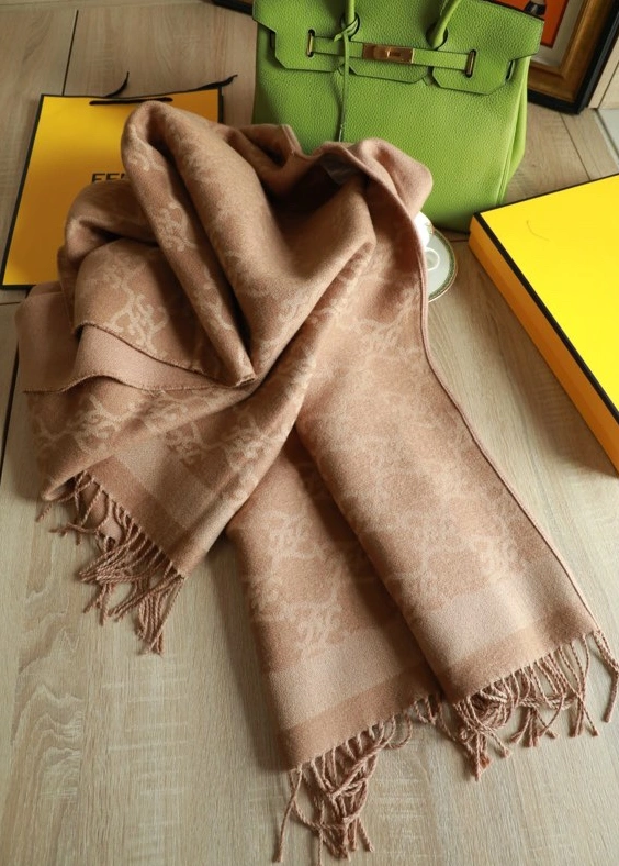 Fendi Poncho Functional 4054