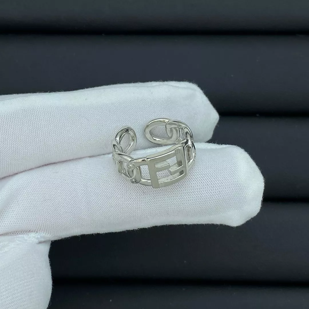 Fendi Rings Modern 7182