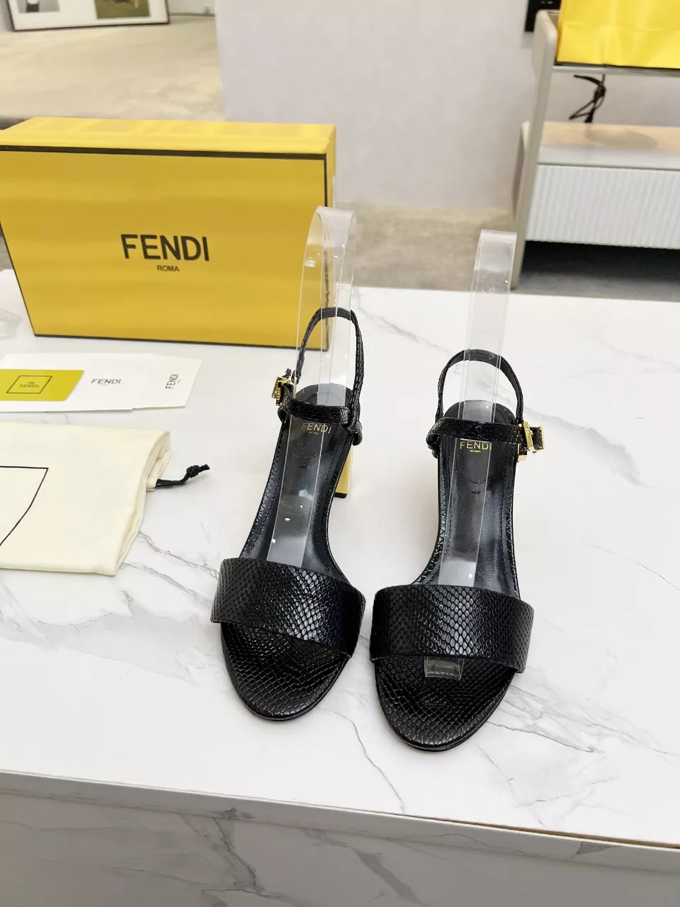 Fendi Sandal For Women Resilient 7457