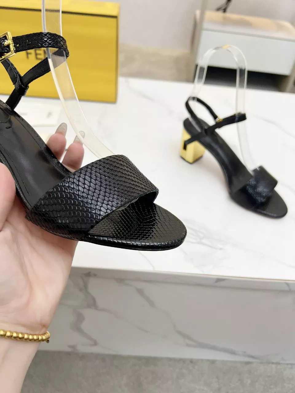 Fendi Sandal For Women Resilient 7457