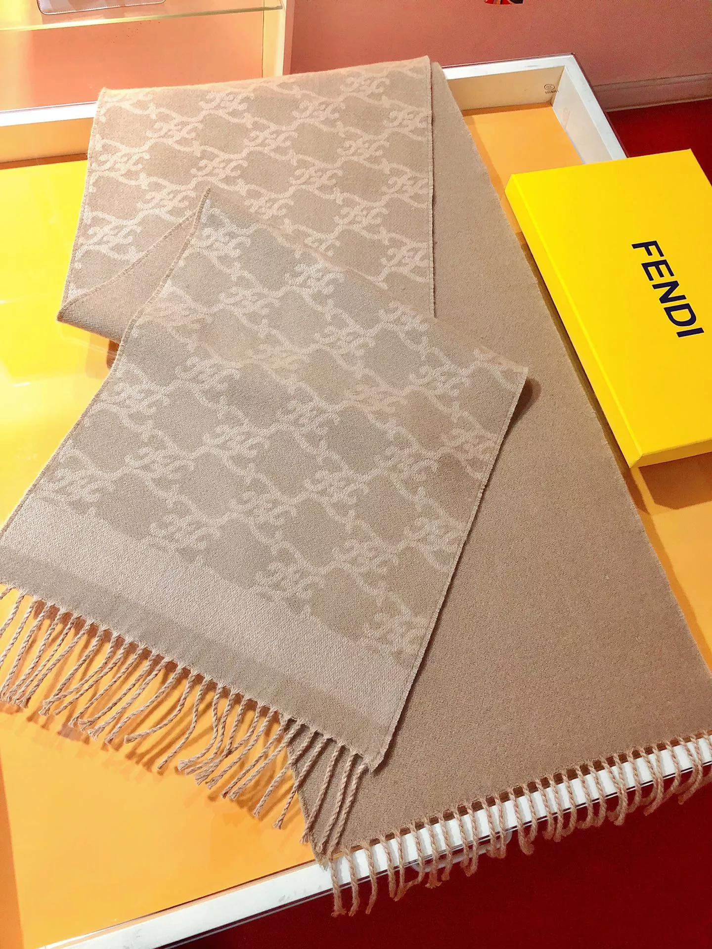 Fendi Scarf For Women EyeCatching 5955