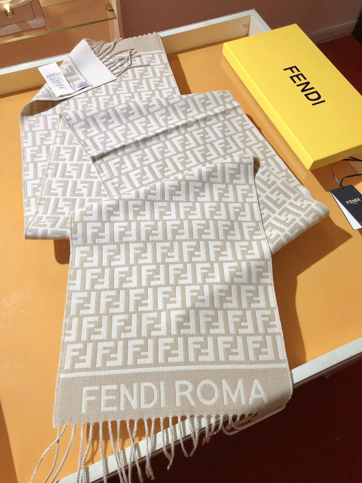 Fendi Scarf For Women Refined 7534