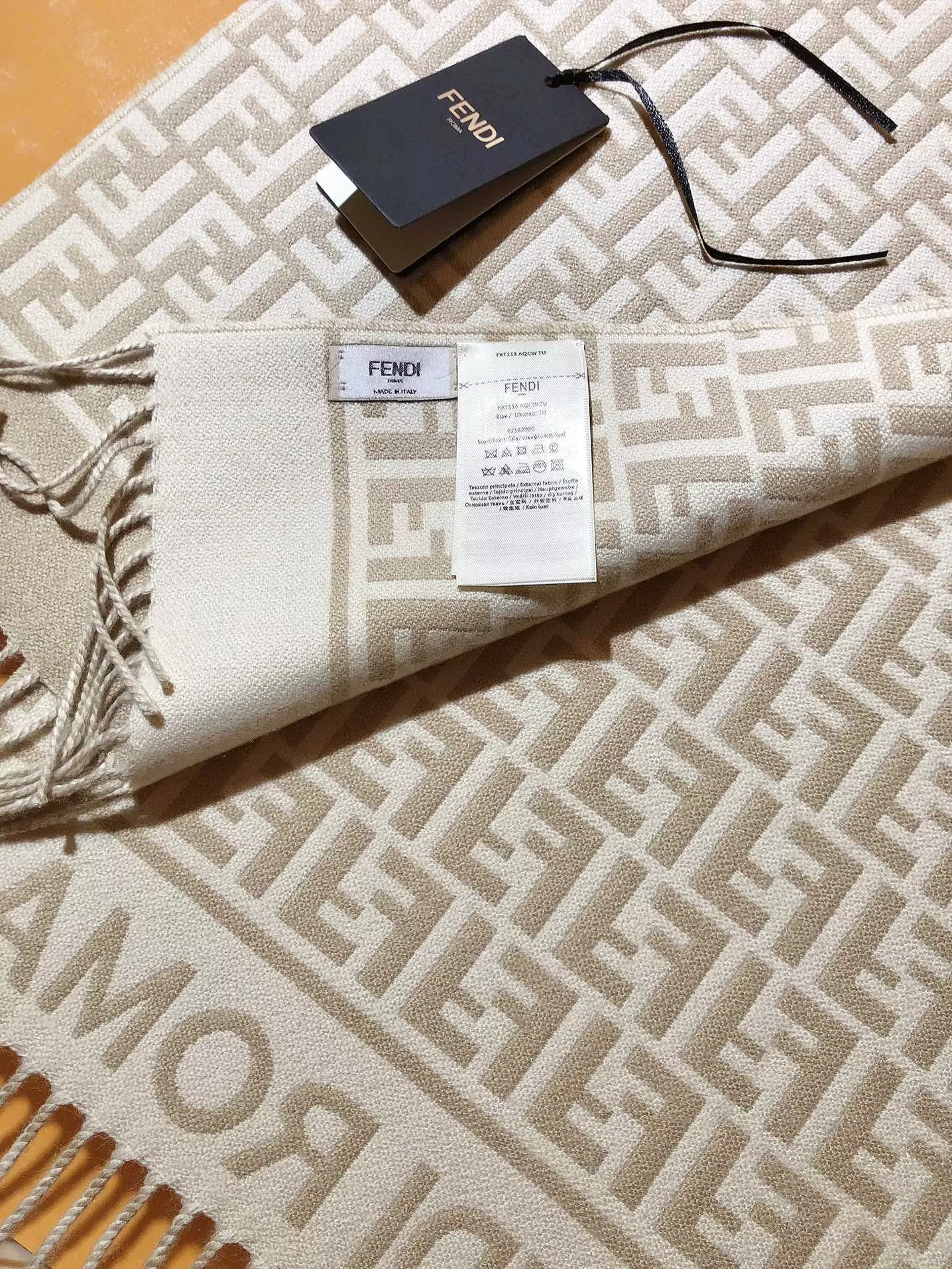 Fendi Scarf For Women Refined 7534