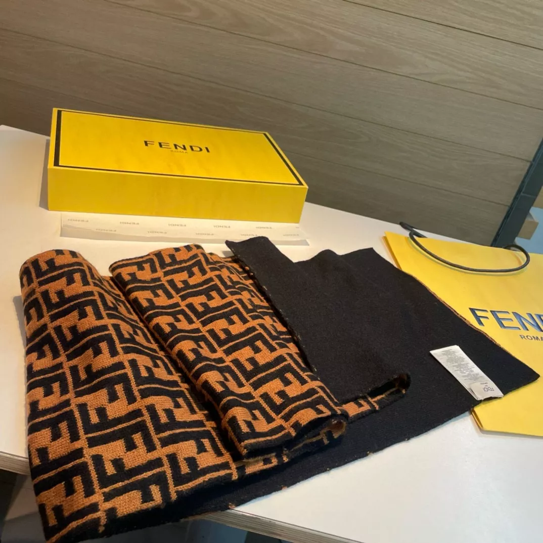 Fendi Scarf For Women Vibrant 3216