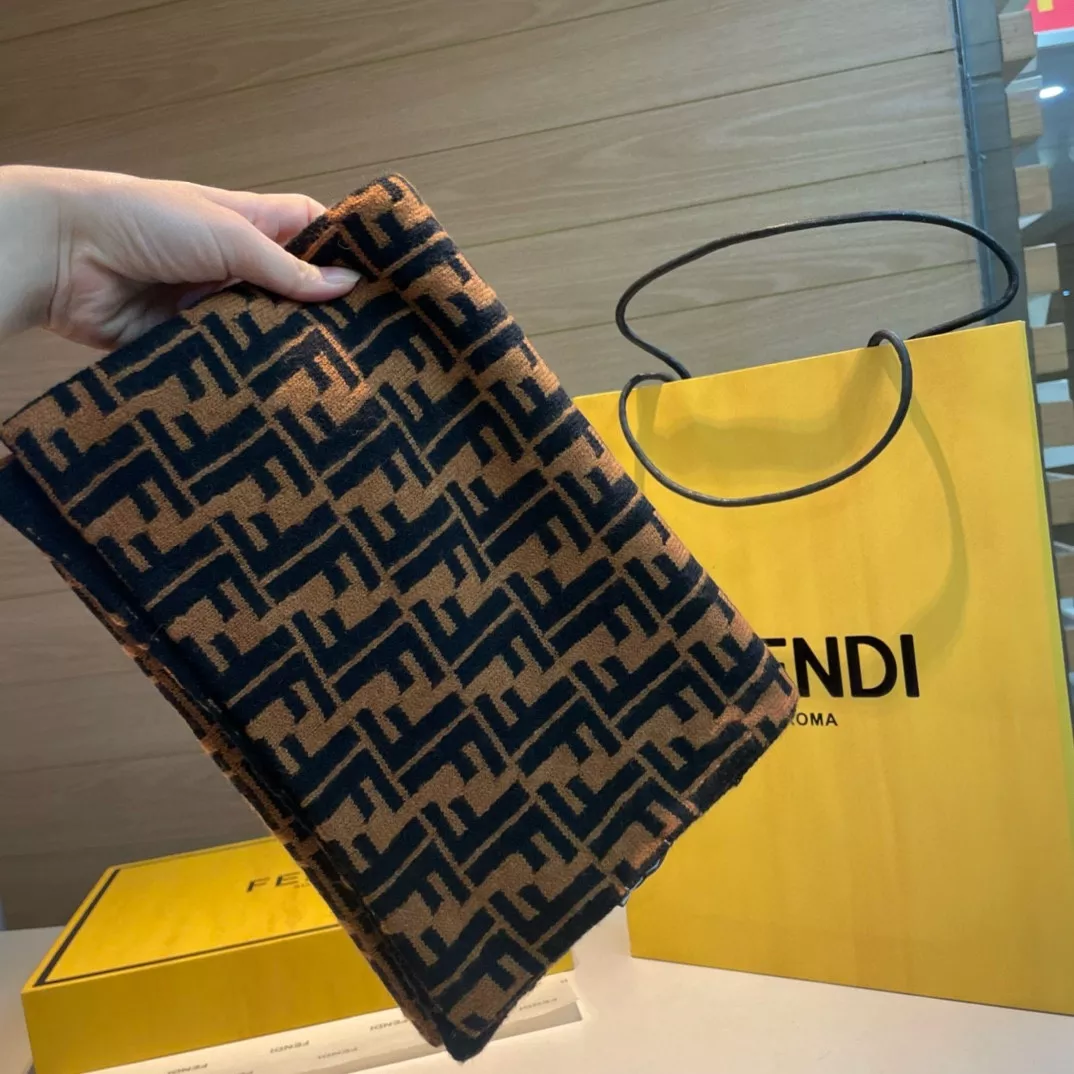 Fendi Scarf For Women Vibrant 3216