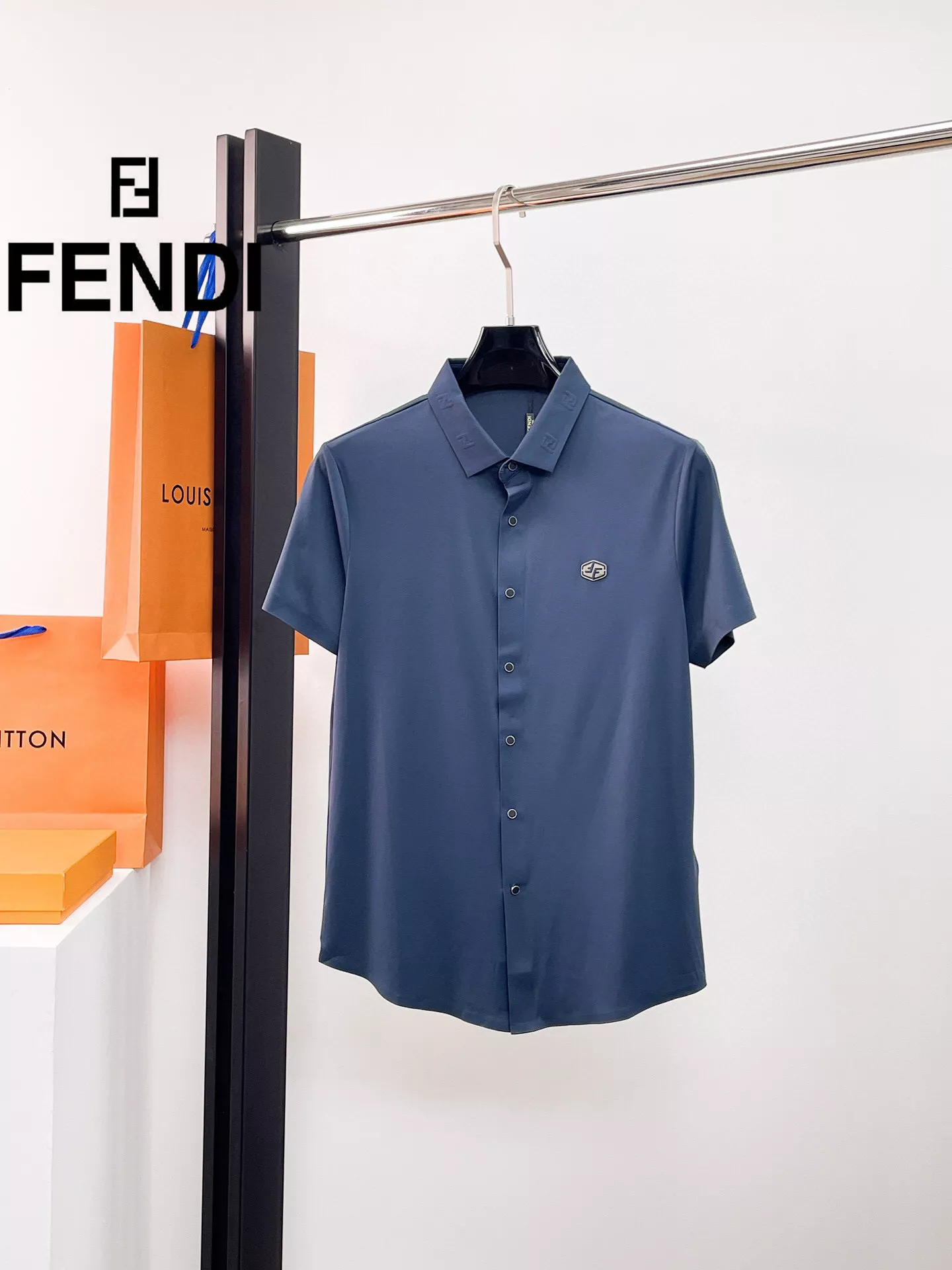 Fendi Shirts Short Sleeved For Men HighQuality 4205