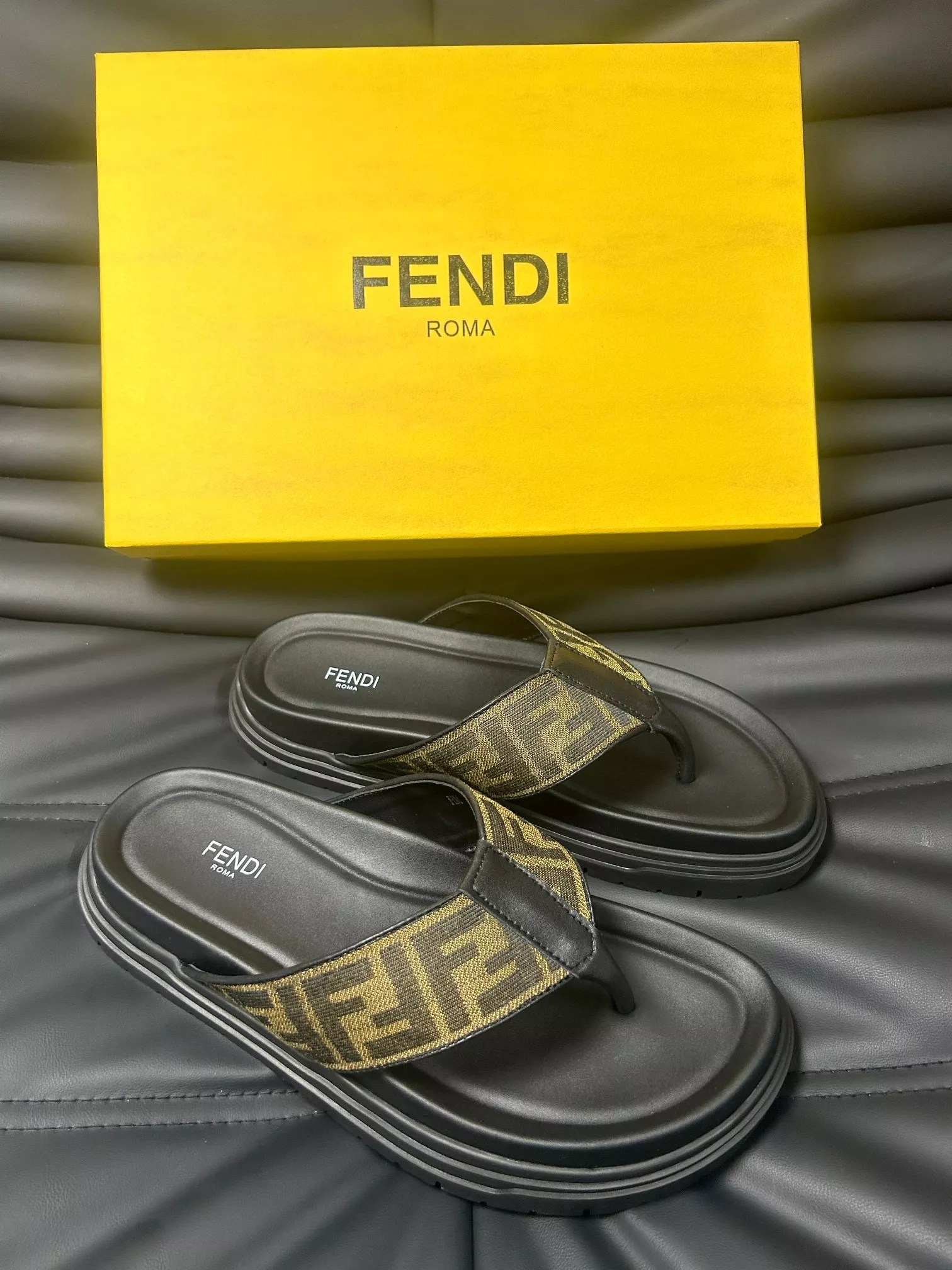 Fendi Slippers For Men Affordable 2819
