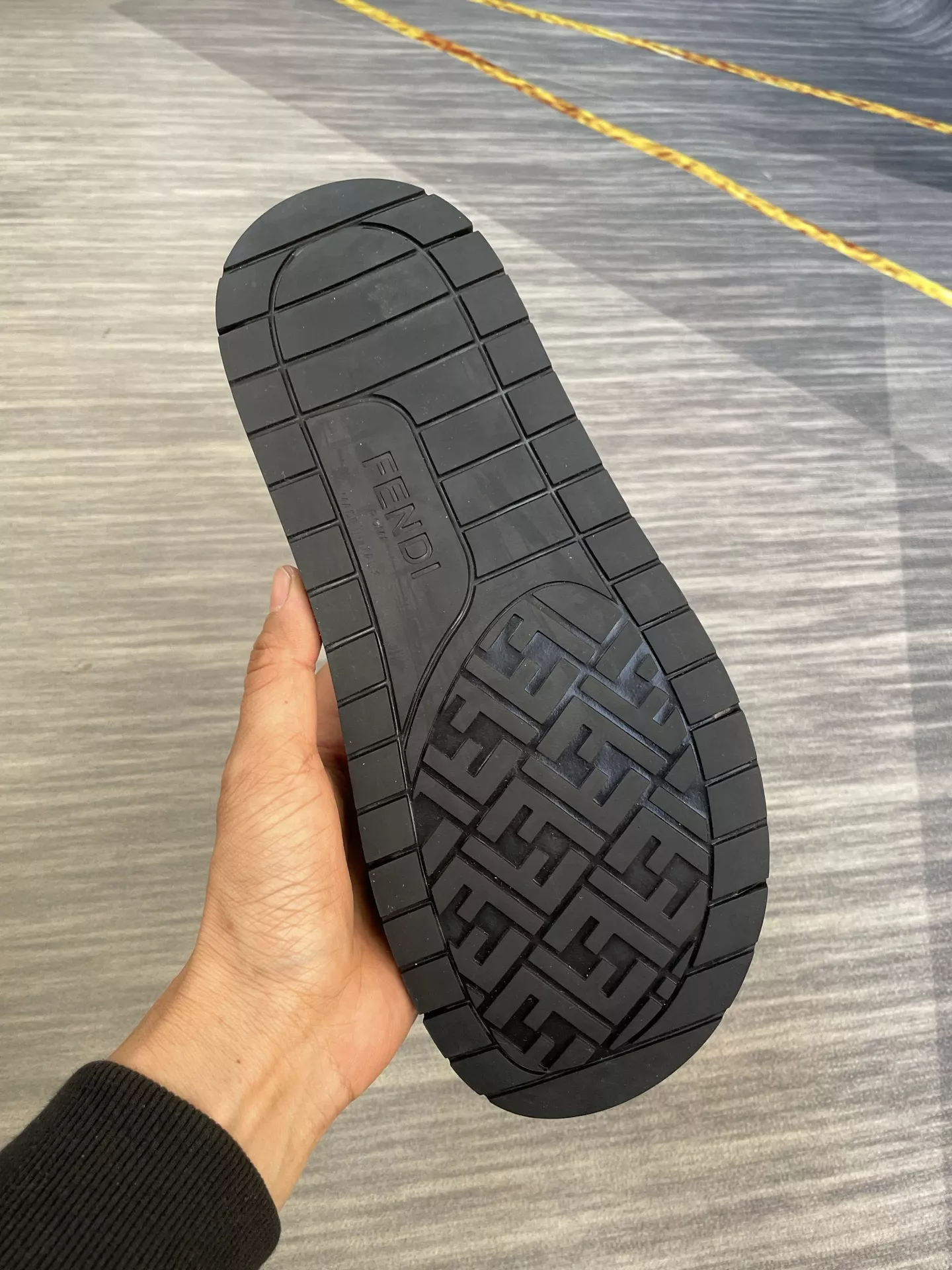 Fendi Slippers For Men Comfortable 6795