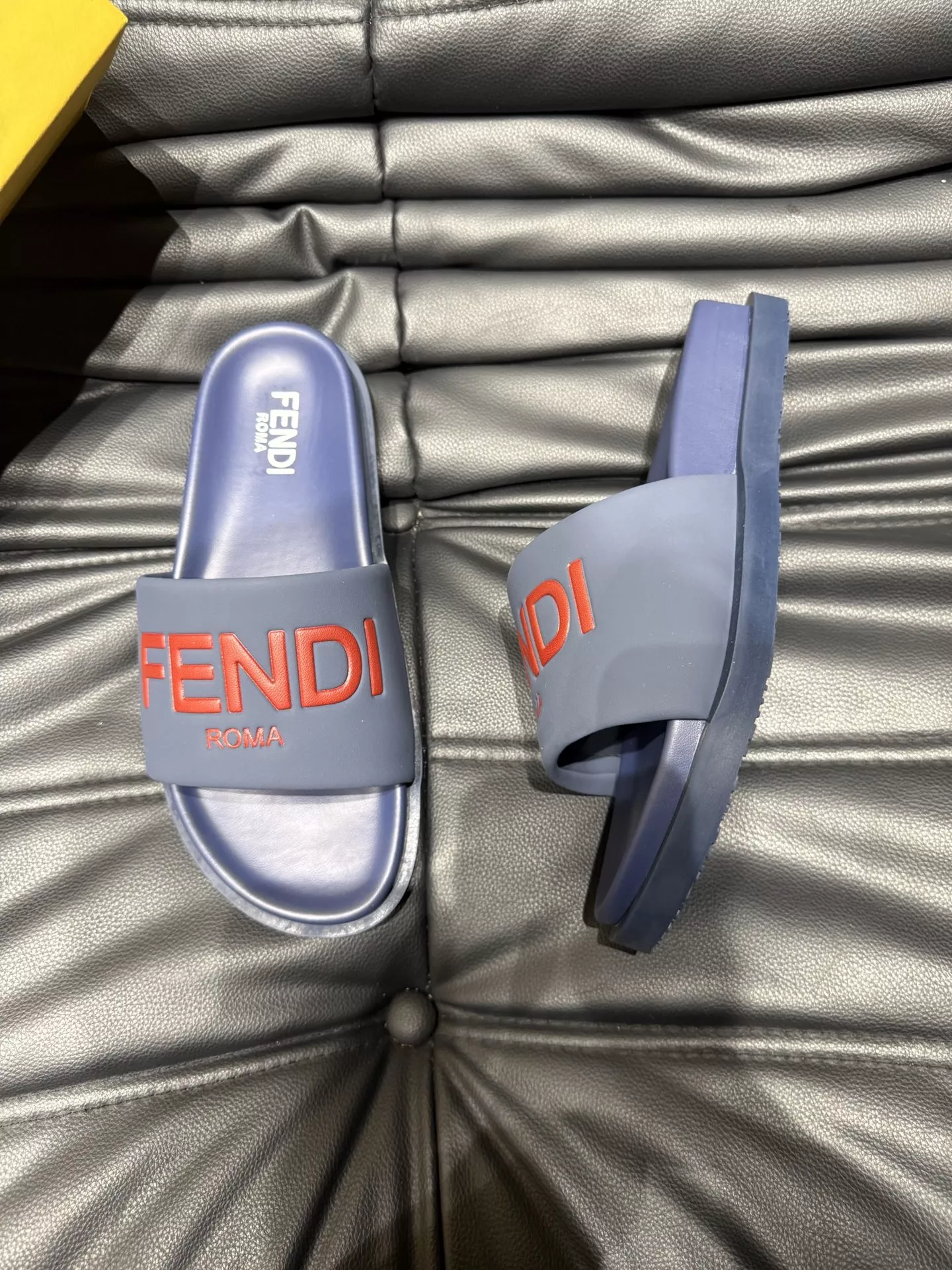 Fendi Slippers For Men GoodFit 1732