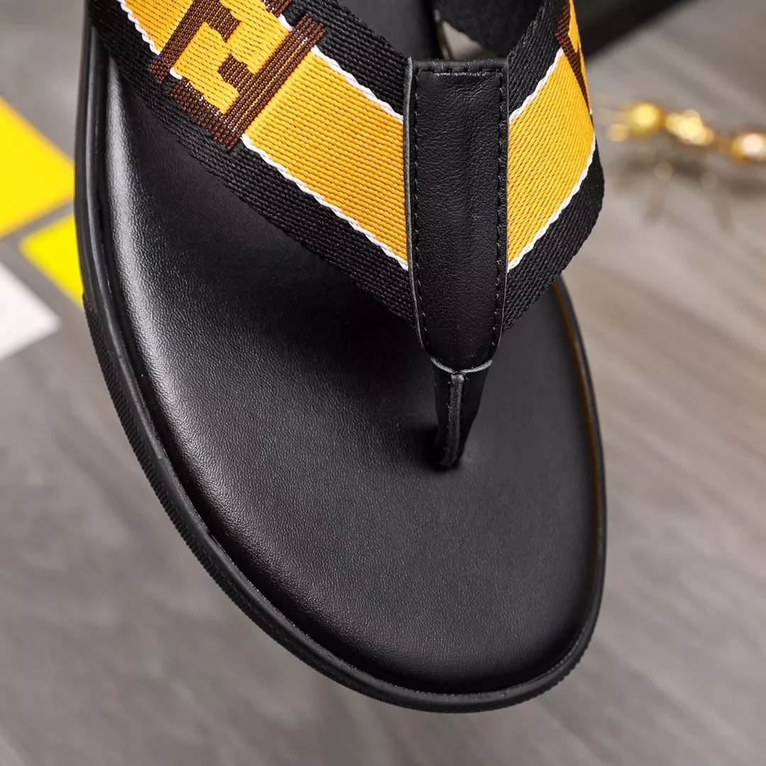 Fendi Slippers For Men GoodFit 9031