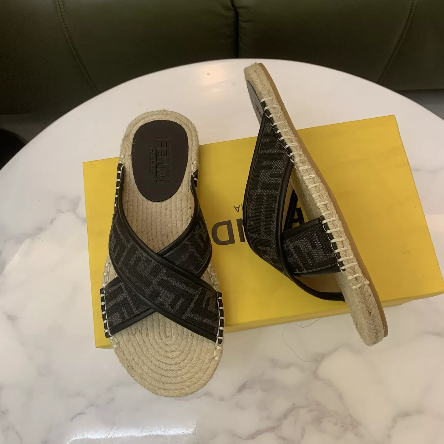 Fendi Slippers For Men Minimalist 6079