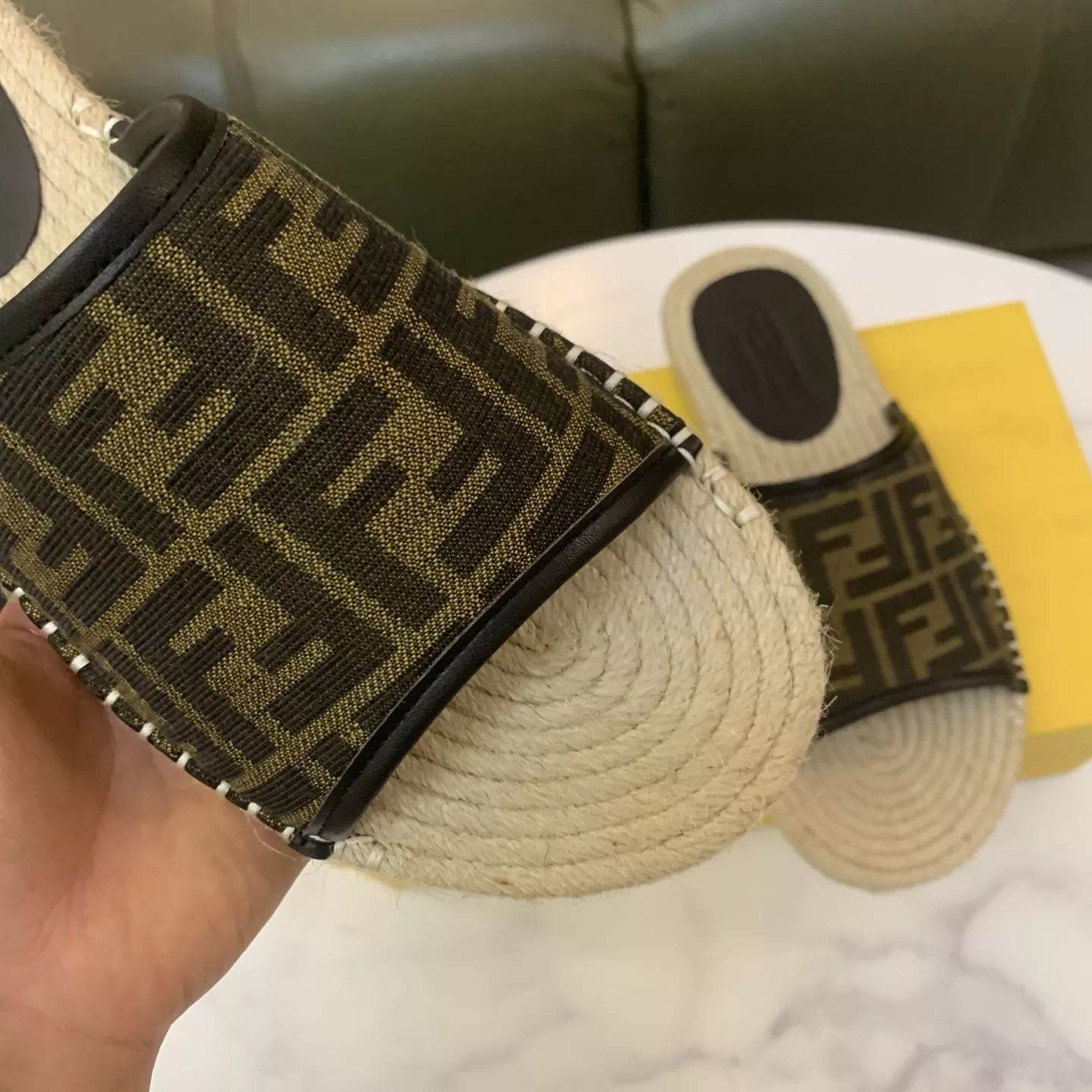 Fendi Slippers For Men ModernLook 7114