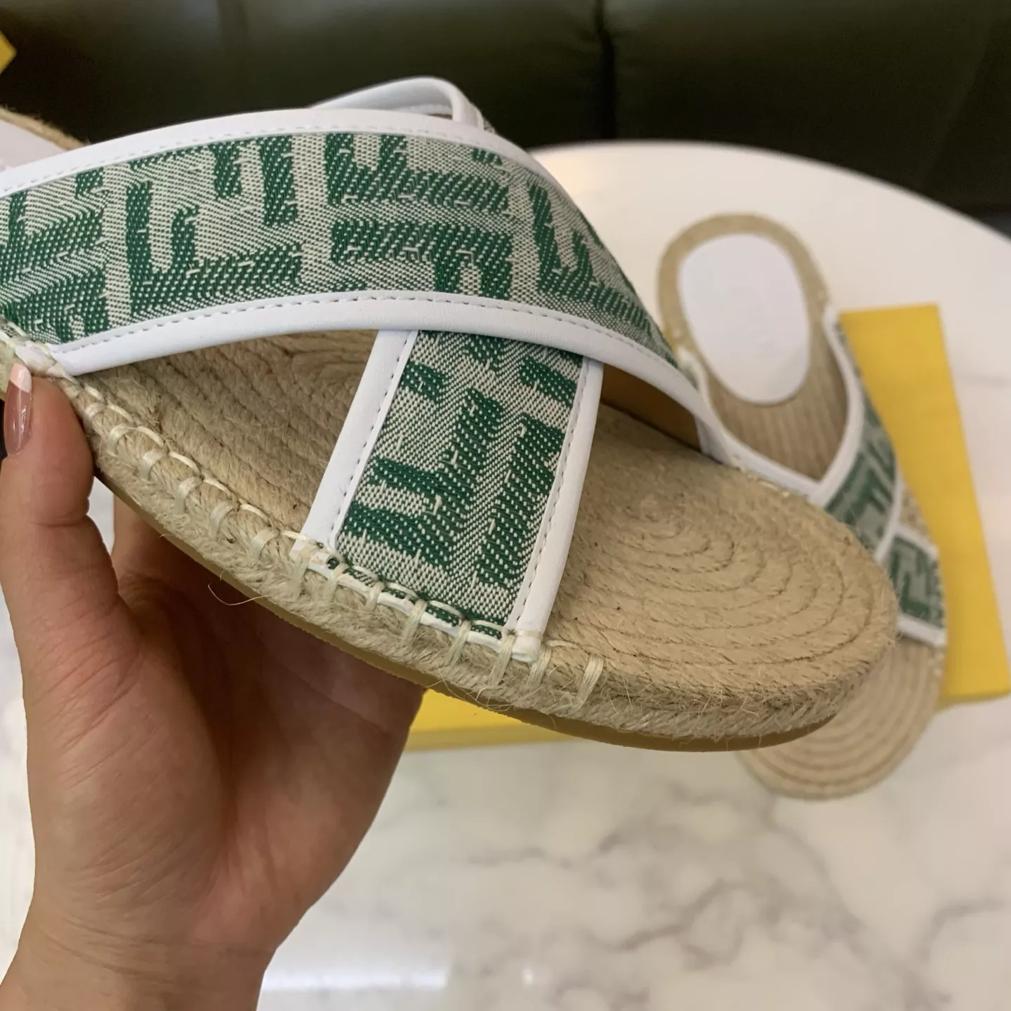 Fendi Slippers For Men Practical 8763