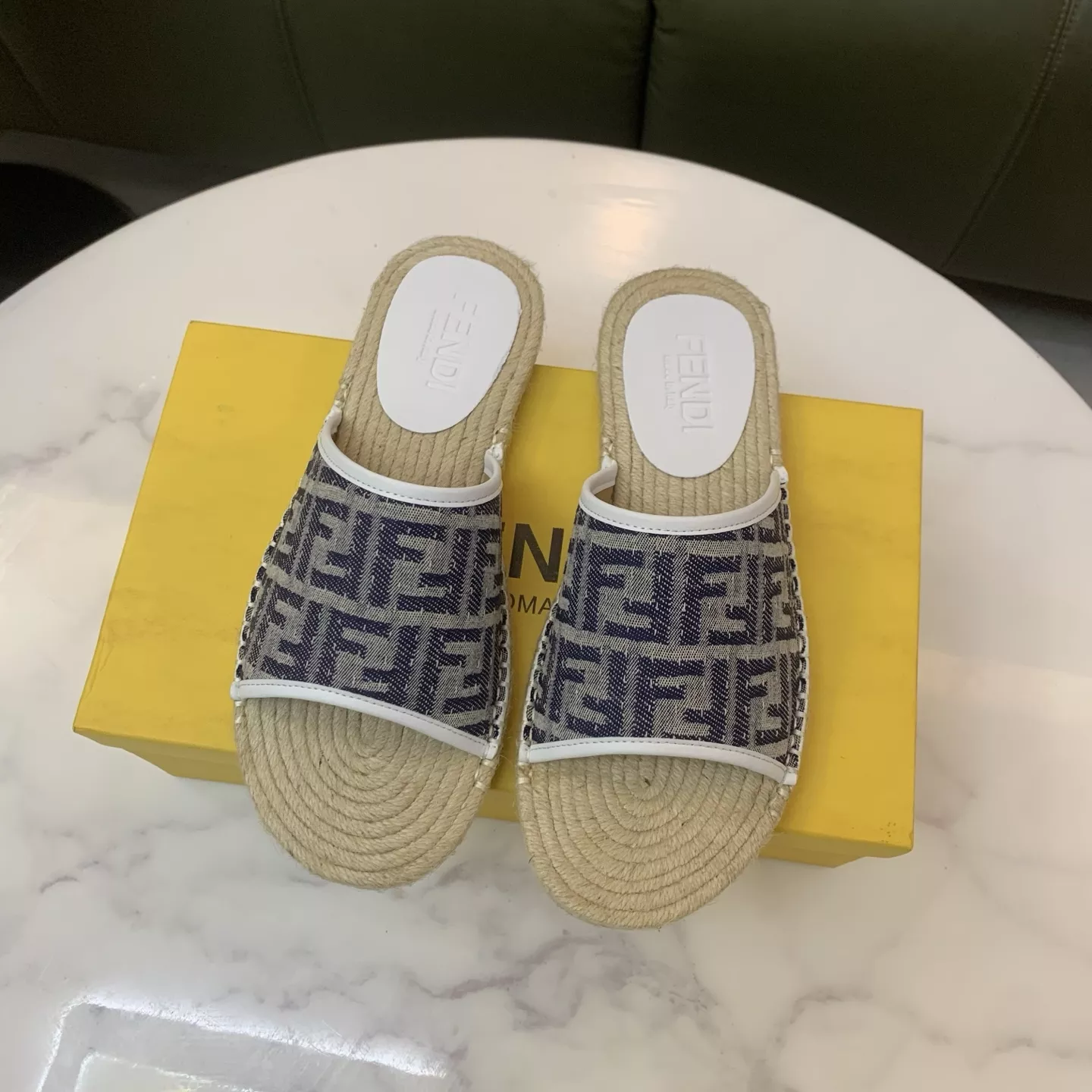 Fendi Slippers For Men Refined 7931