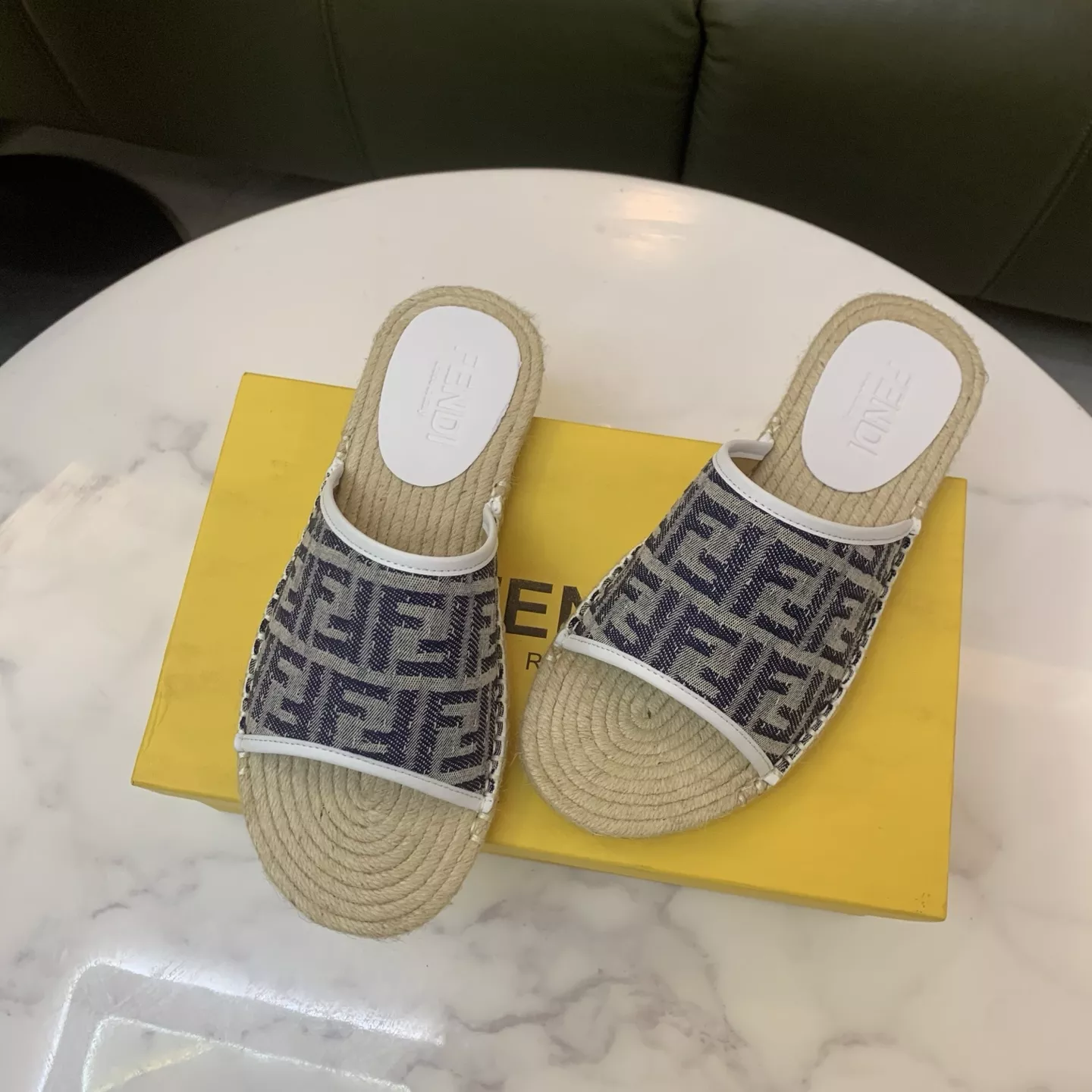 Fendi Slippers For Men Refined 7931
