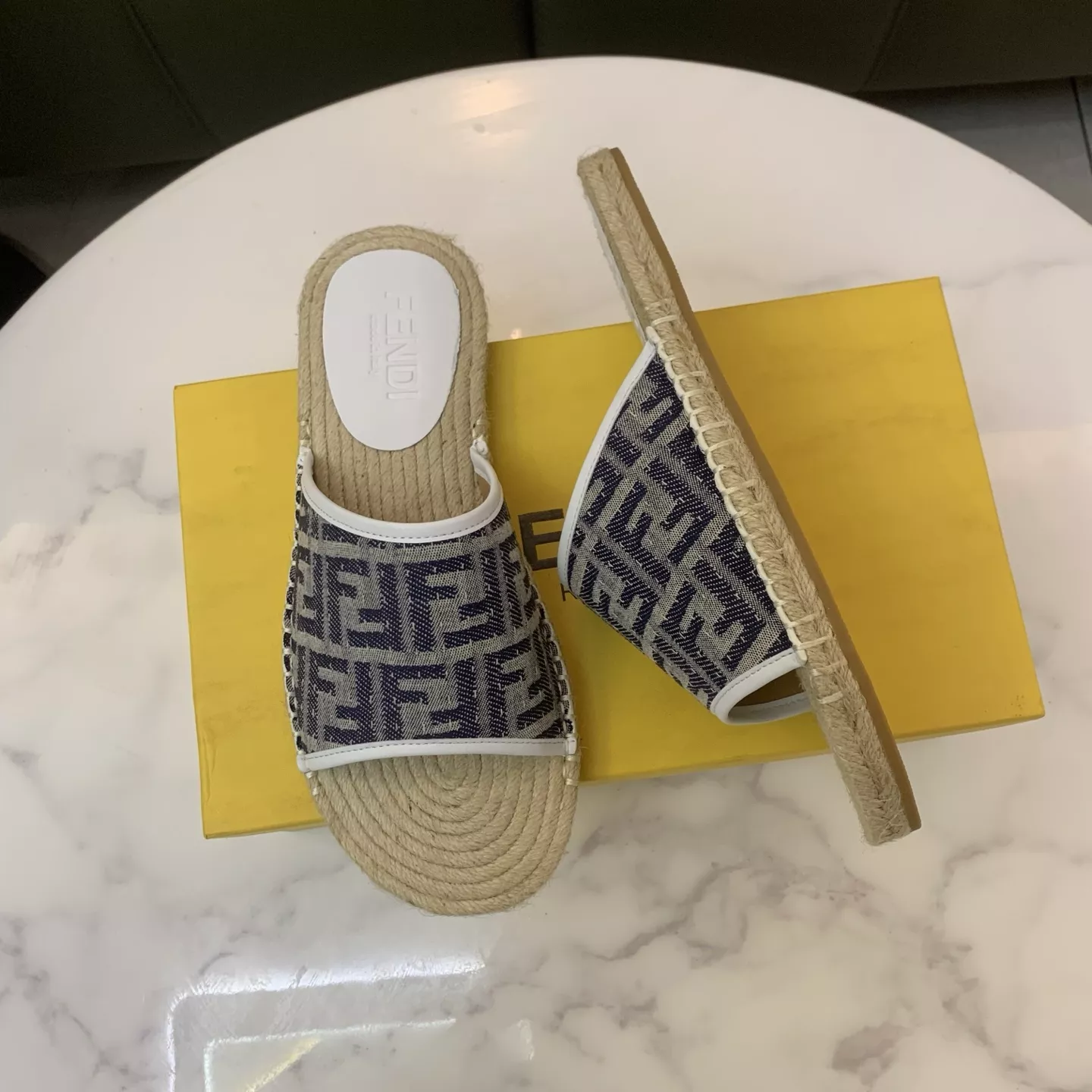 Fendi Slippers For Men Refined 7931