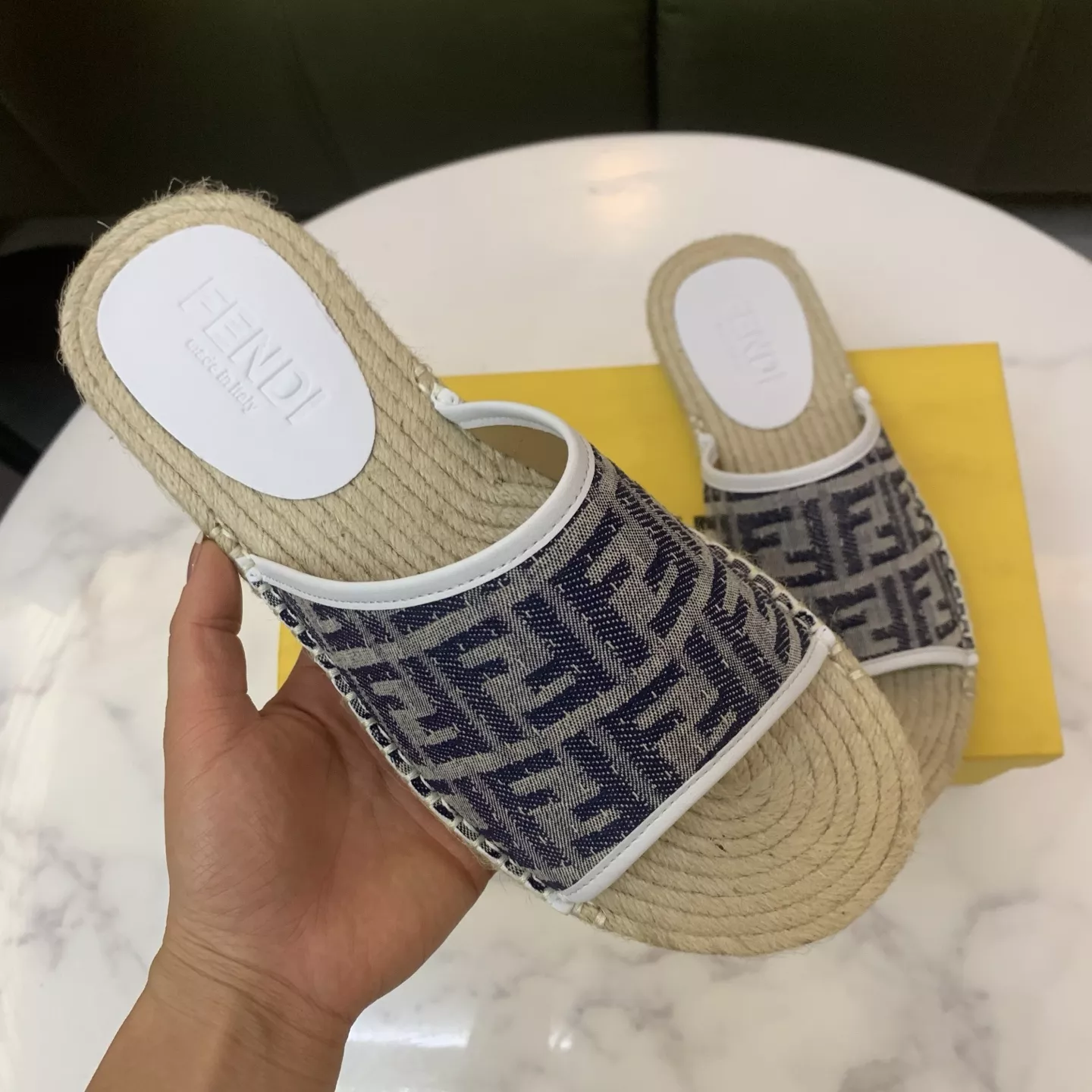 Fendi Slippers For Men Refined 7931