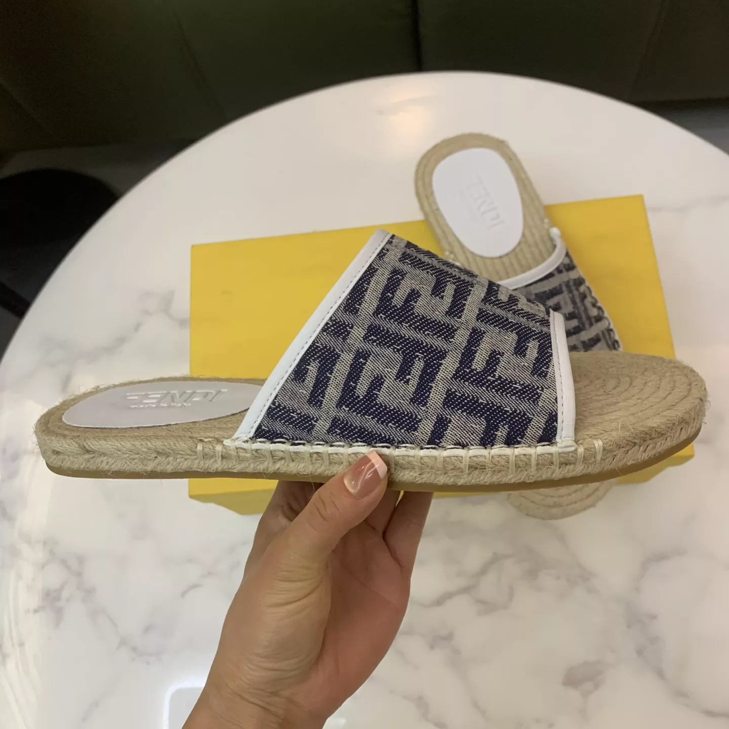 Fendi Slippers For Men Refined 7931