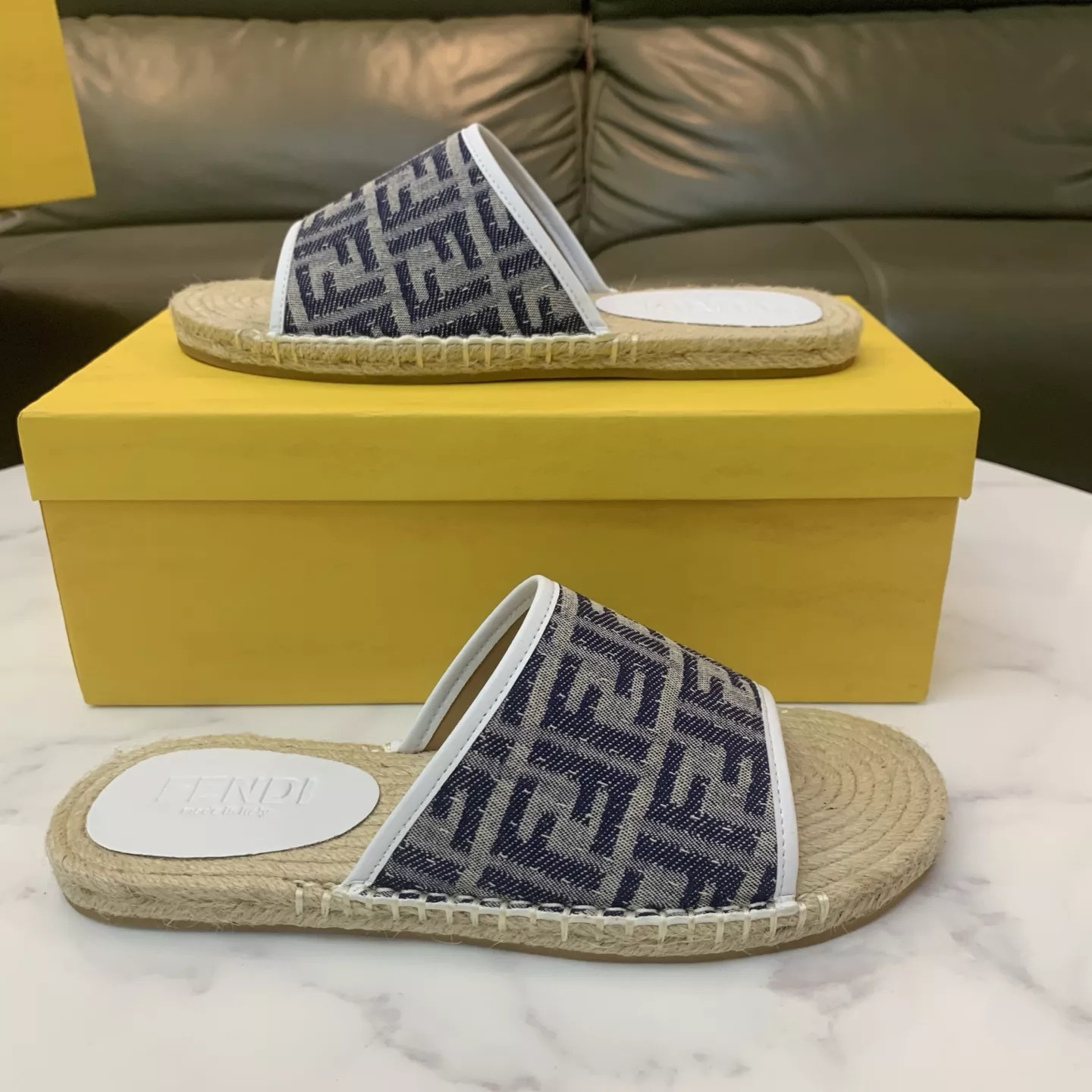 Fendi Slippers For Men Refined 7931