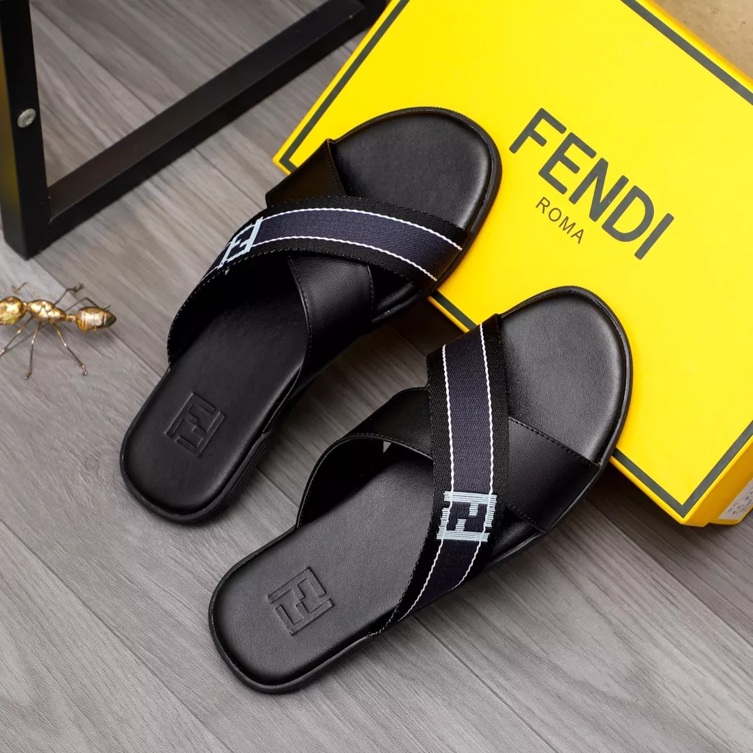 Fendi Slippers For Men Sophisticated 367