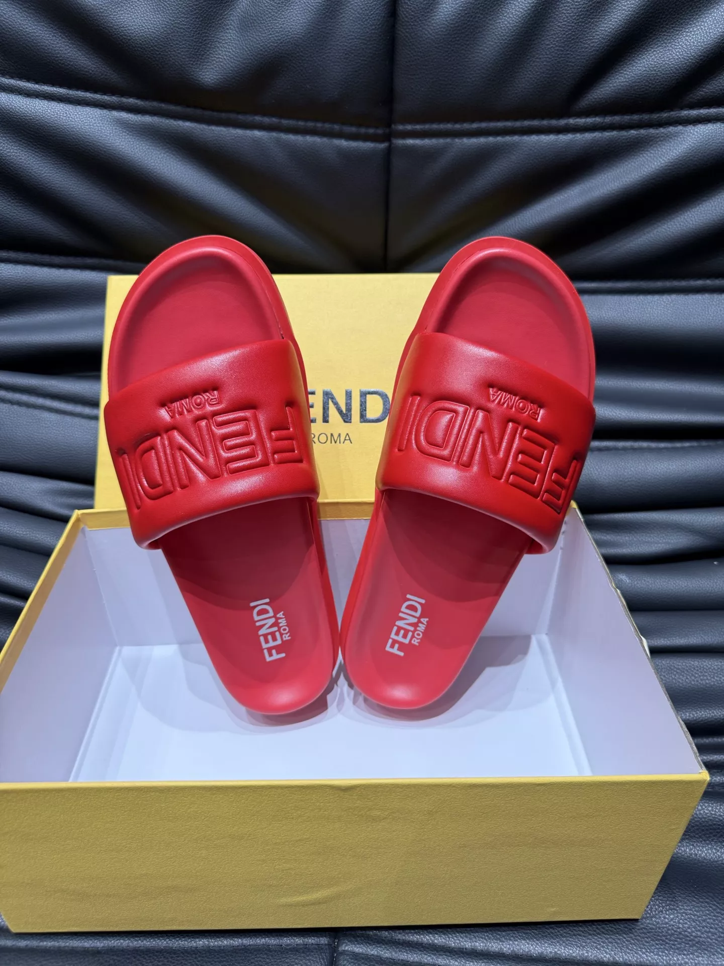 Fendi Slippers For Men Sophisticated 6244