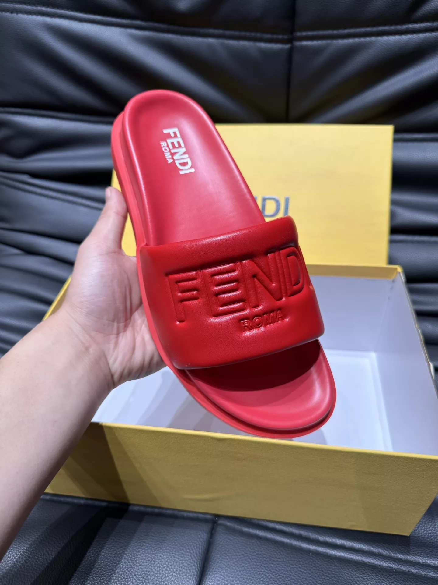 Fendi Slippers For Men Sophisticated 6244