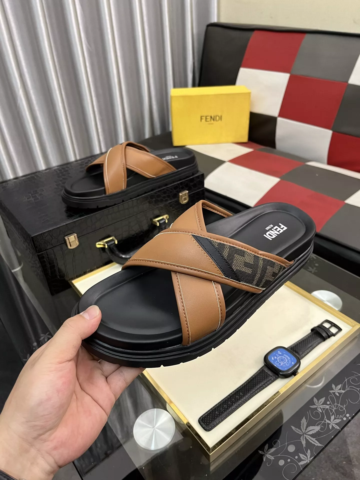 Fendi Slippers For Men UrbanStyle 2746