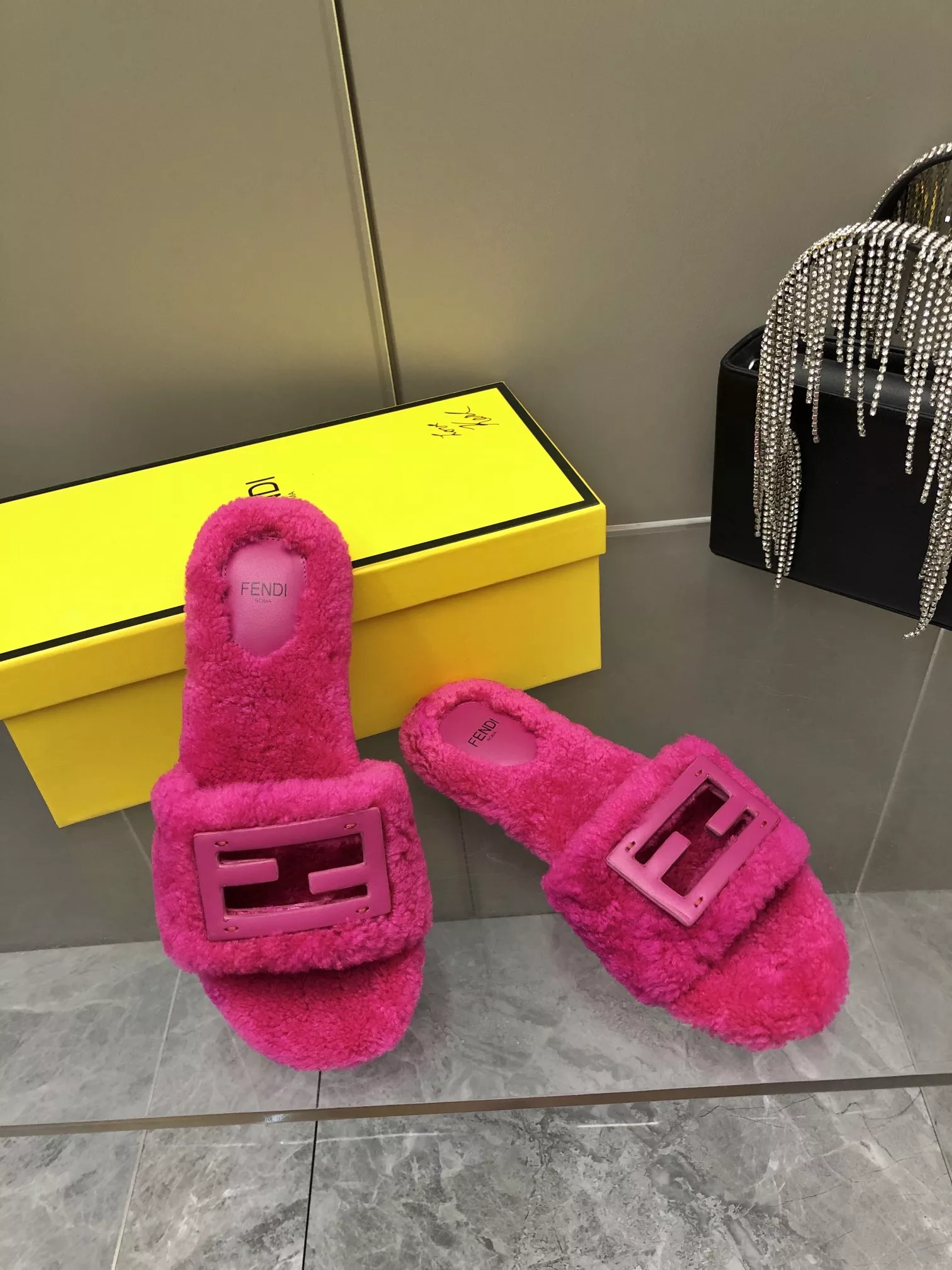 Fendi Slippers For Women Affordable 2942