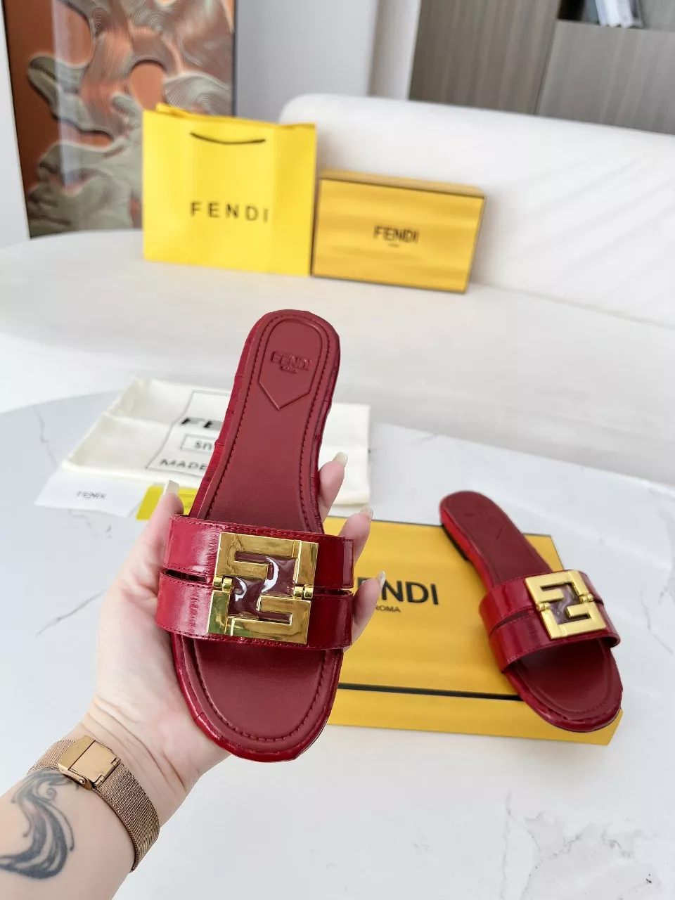 Fendi Slippers For Women Bright 8305
