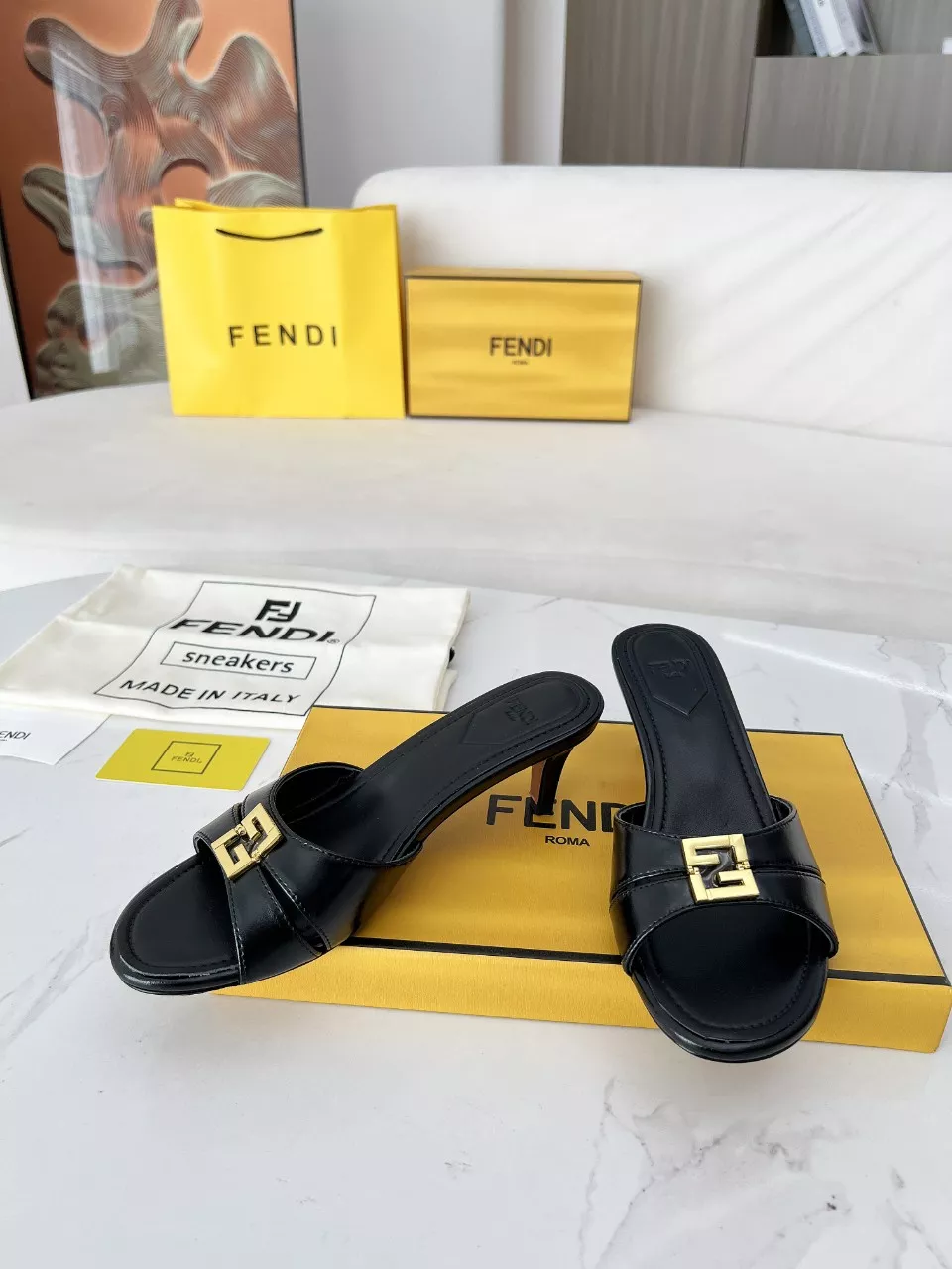 Fendi Slippers For Women Bright 8306