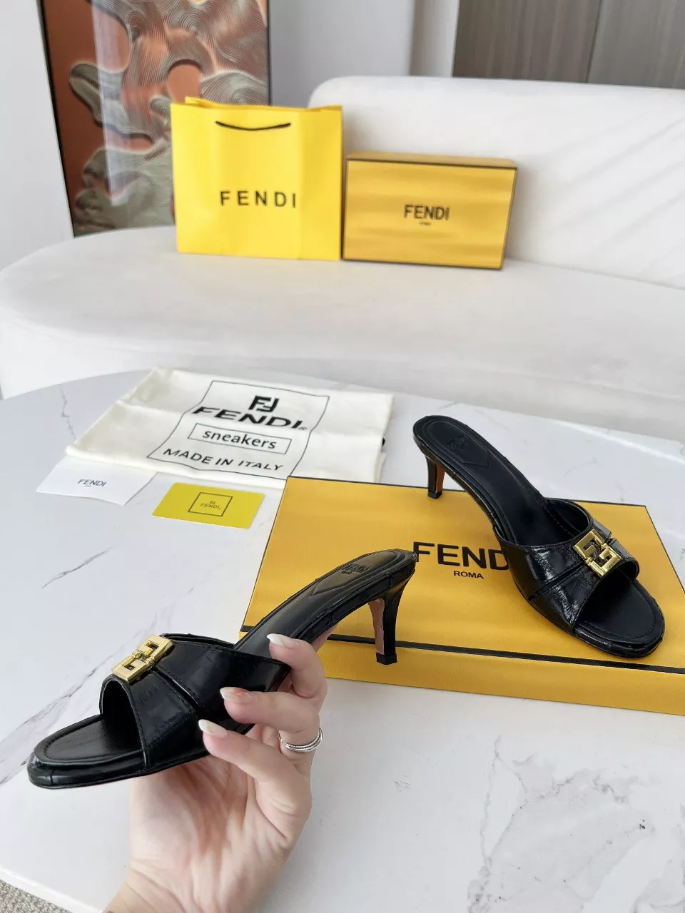 Fendi Slippers For Women GoodFit 8548