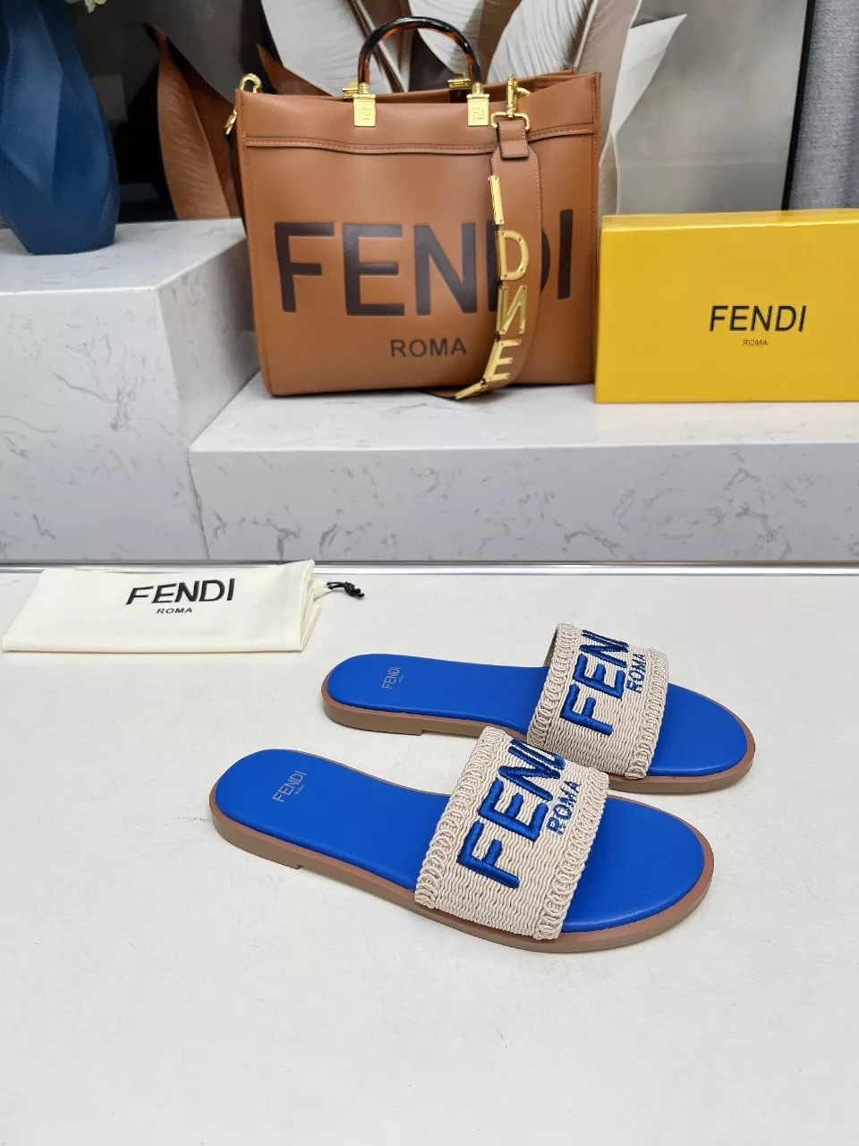 Fendi Slippers For Women ModernLook 2315