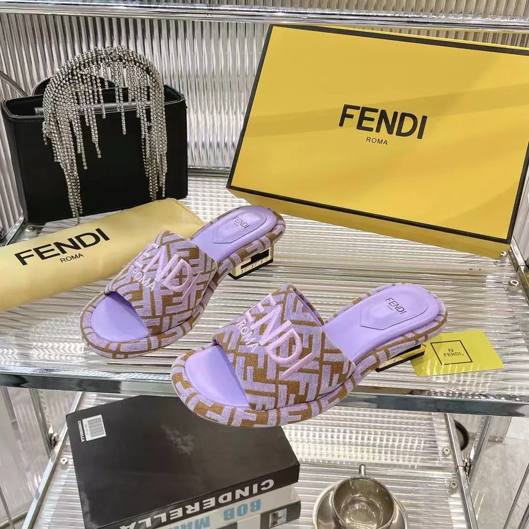 Fendi Slippers For Women ModernLook 2960