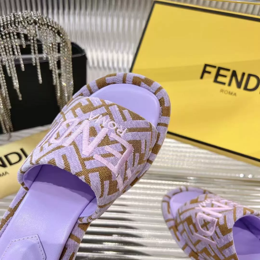 Fendi Slippers For Women ModernLook 2960