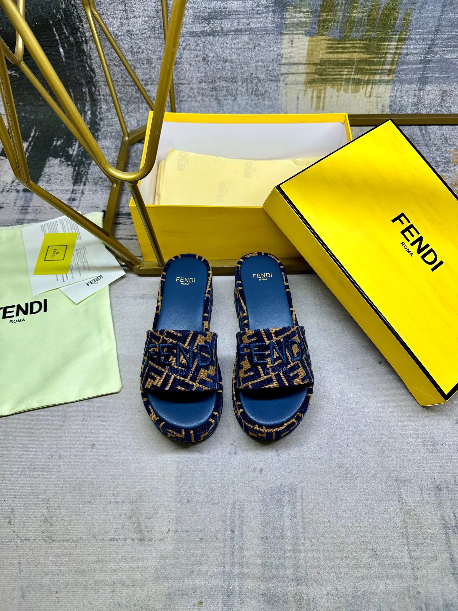 Fendi Slippers For Women SmartChoice 9360