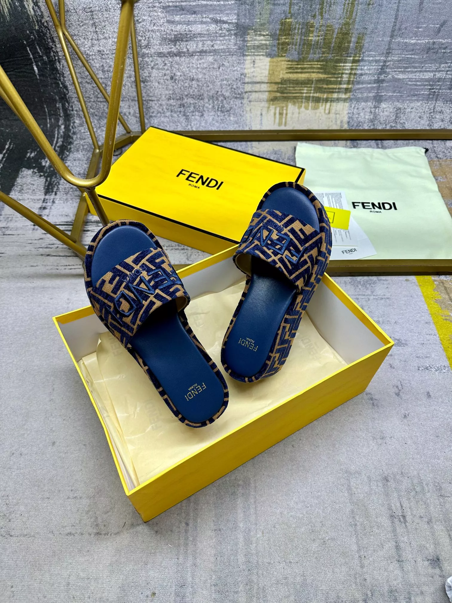 Fendi Slippers For Women SmartChoice 9360