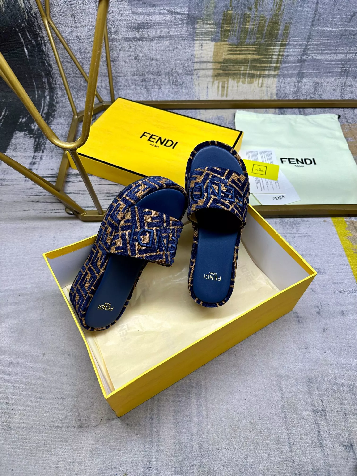 Fendi Slippers For Women SmartChoice 9360