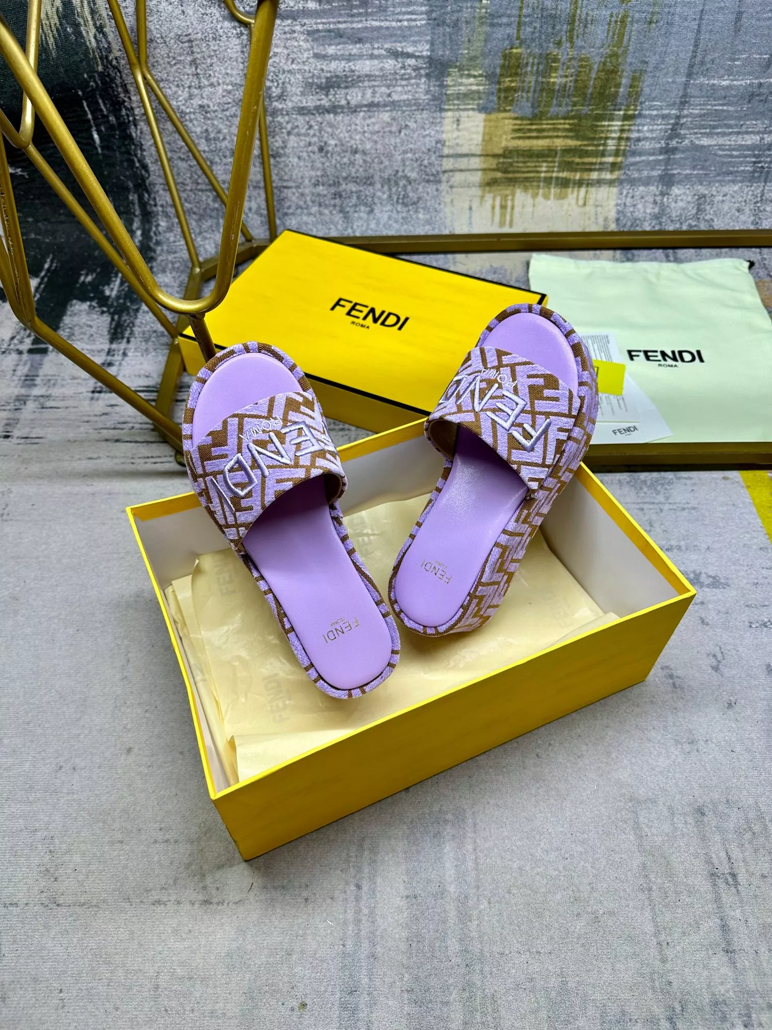 Fendi Slippers For Women Sophisticated 5787