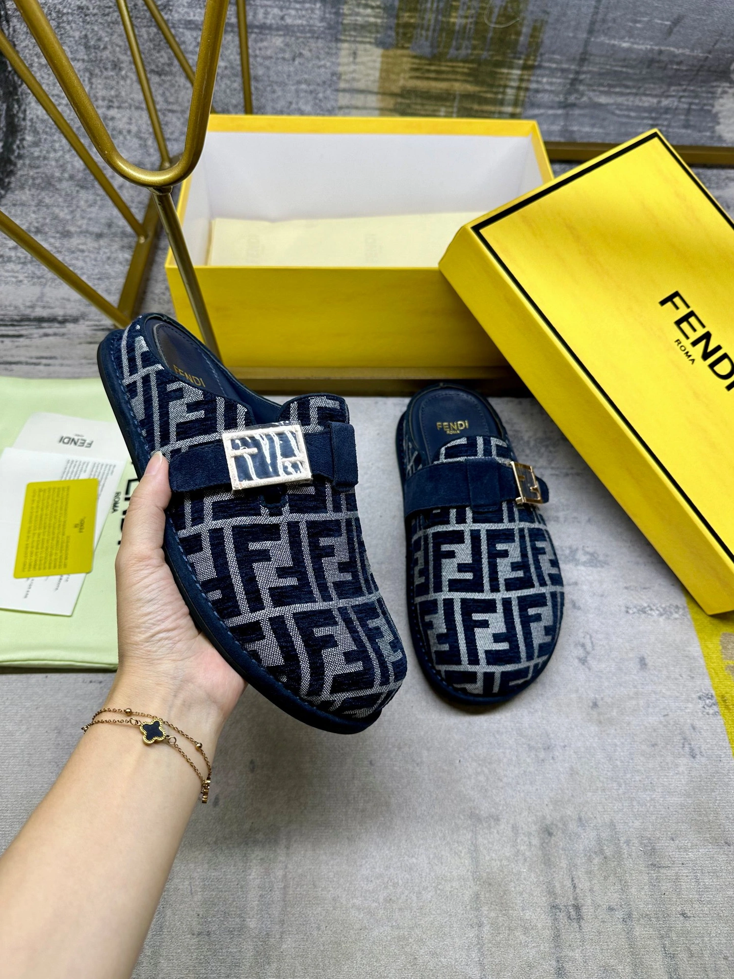 Fendi Slippers For Women SportInspired 3138