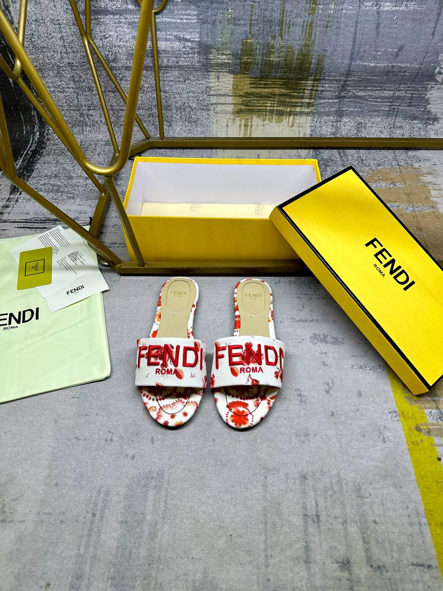 Fendi Slippers For Women SportInspired 718