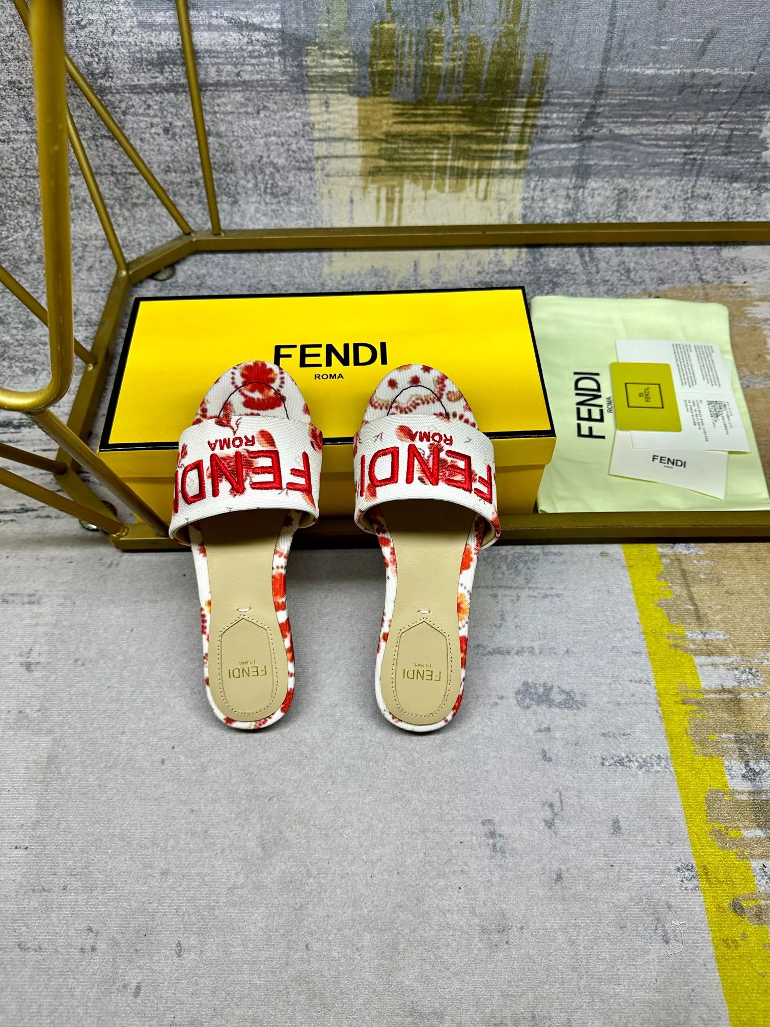 Fendi Slippers For Women SportInspired 718