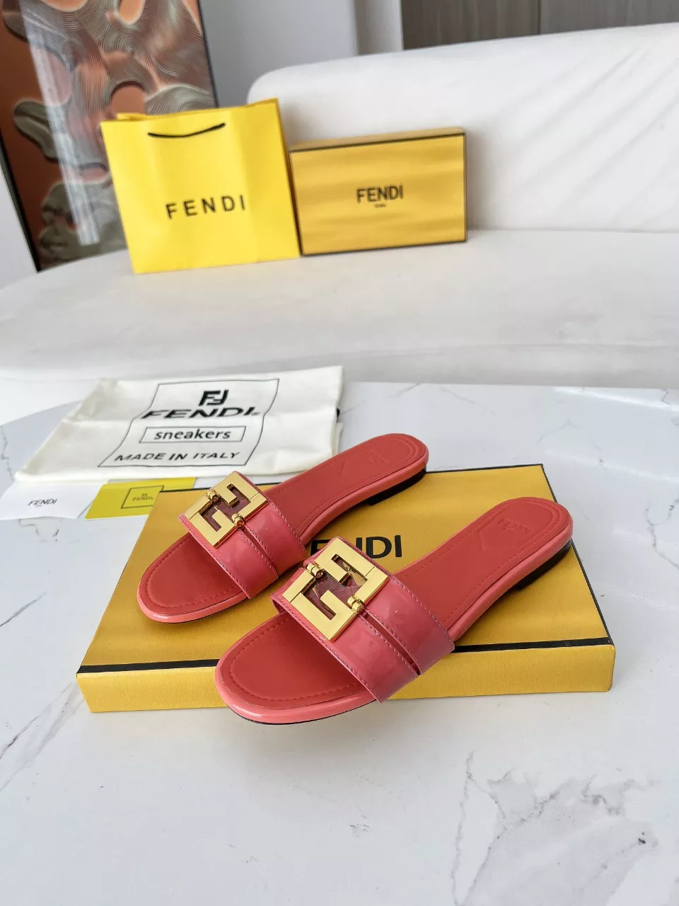 Fendi Slippers For Women Trendy 8549