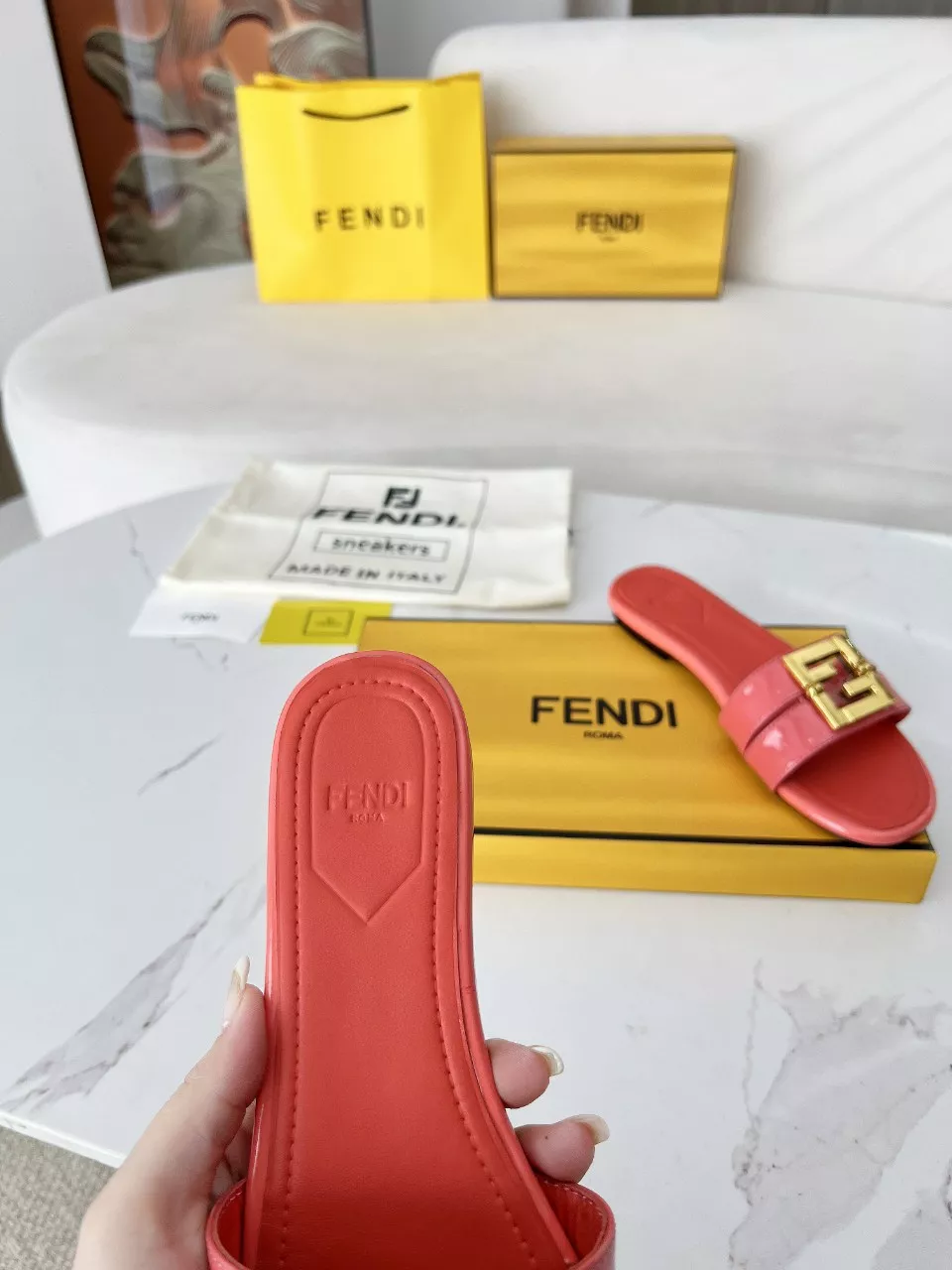 Fendi Slippers For Women Trendy 8549