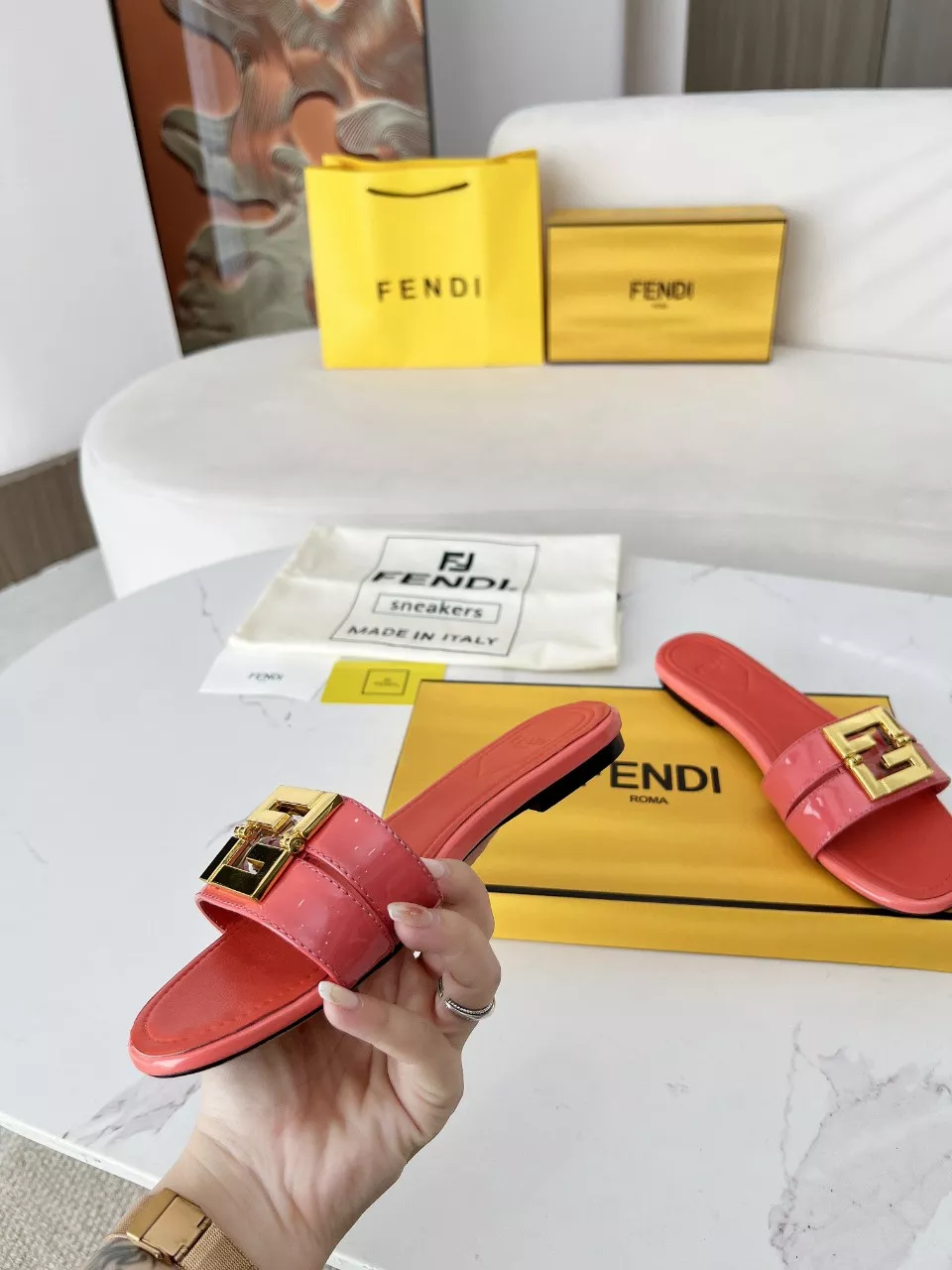 Fendi Slippers For Women Trendy 8549