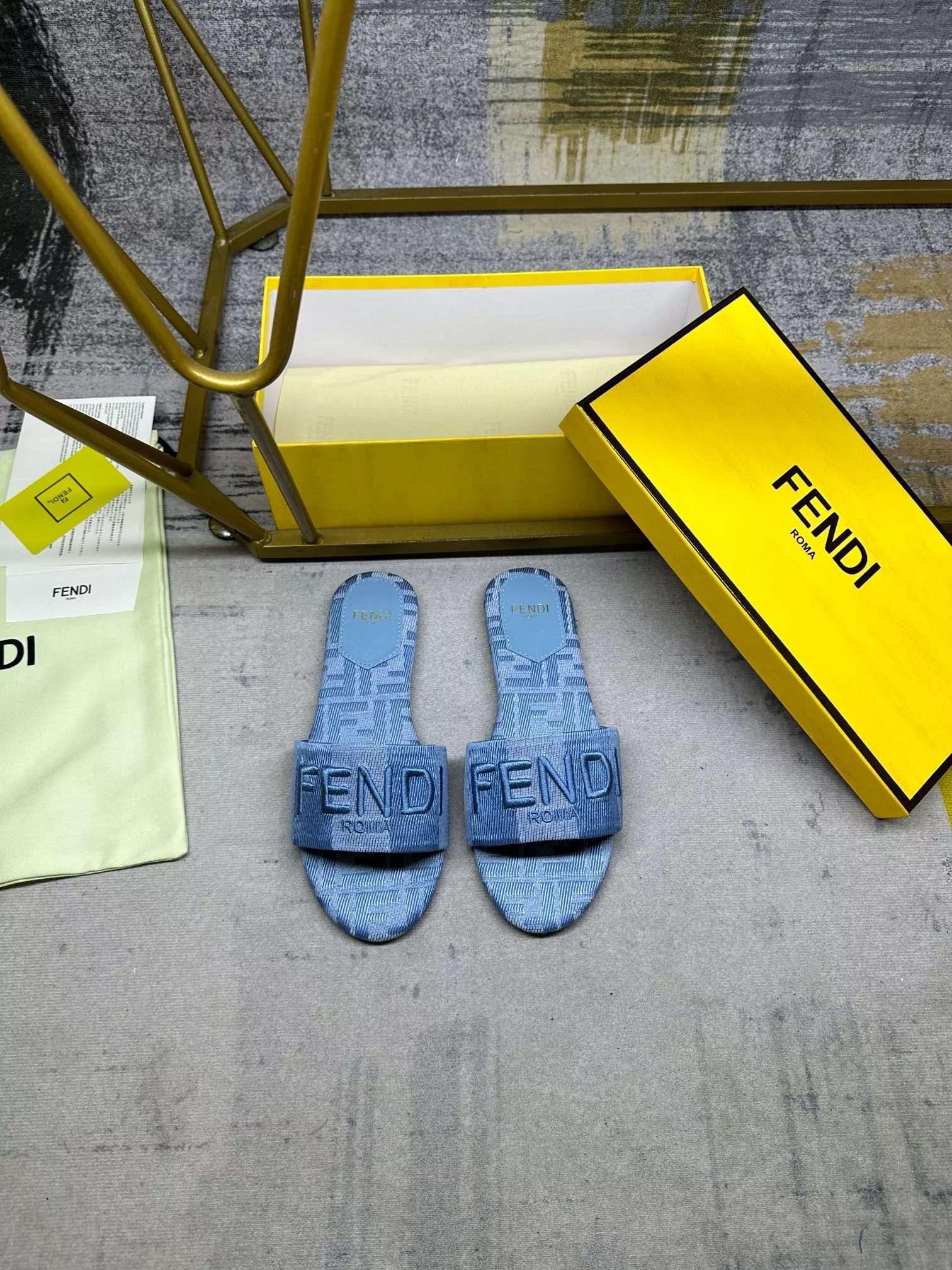 Fendi Slippers For Women WellDesigned 6564
