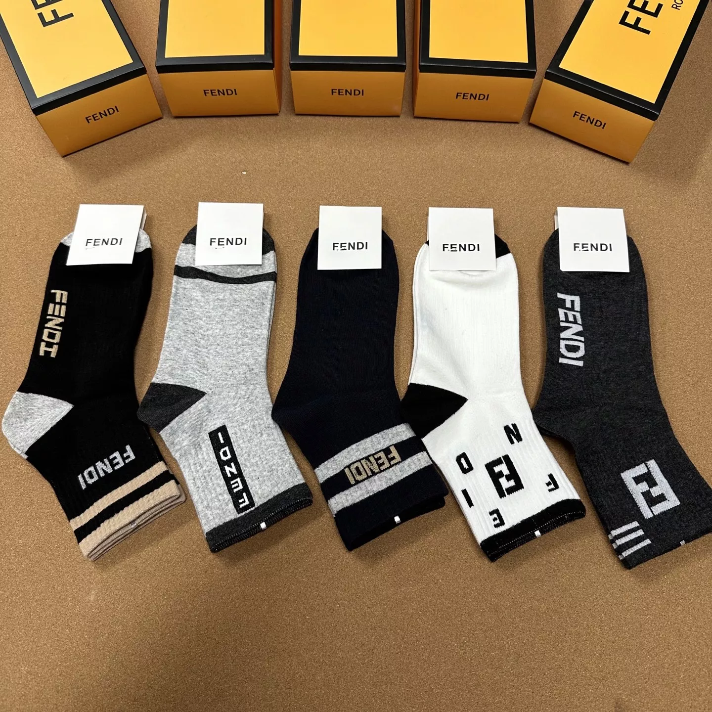 Fendi Socks For Men UrbanStyle 4414