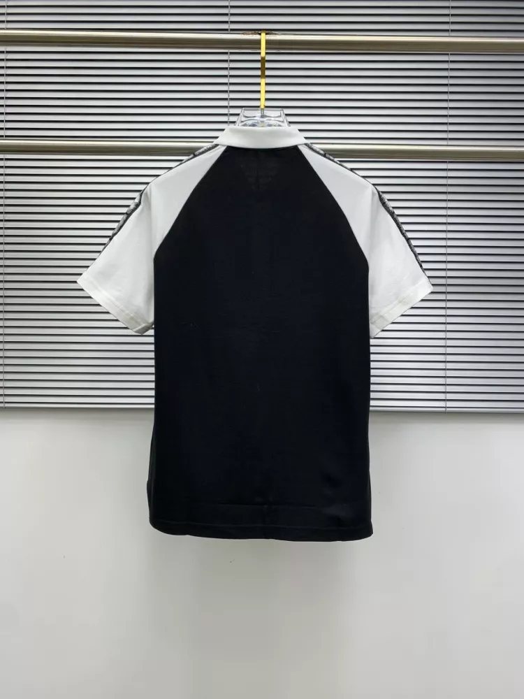 Fendi T-Shirts Short Sleeved For Men Bold 6145