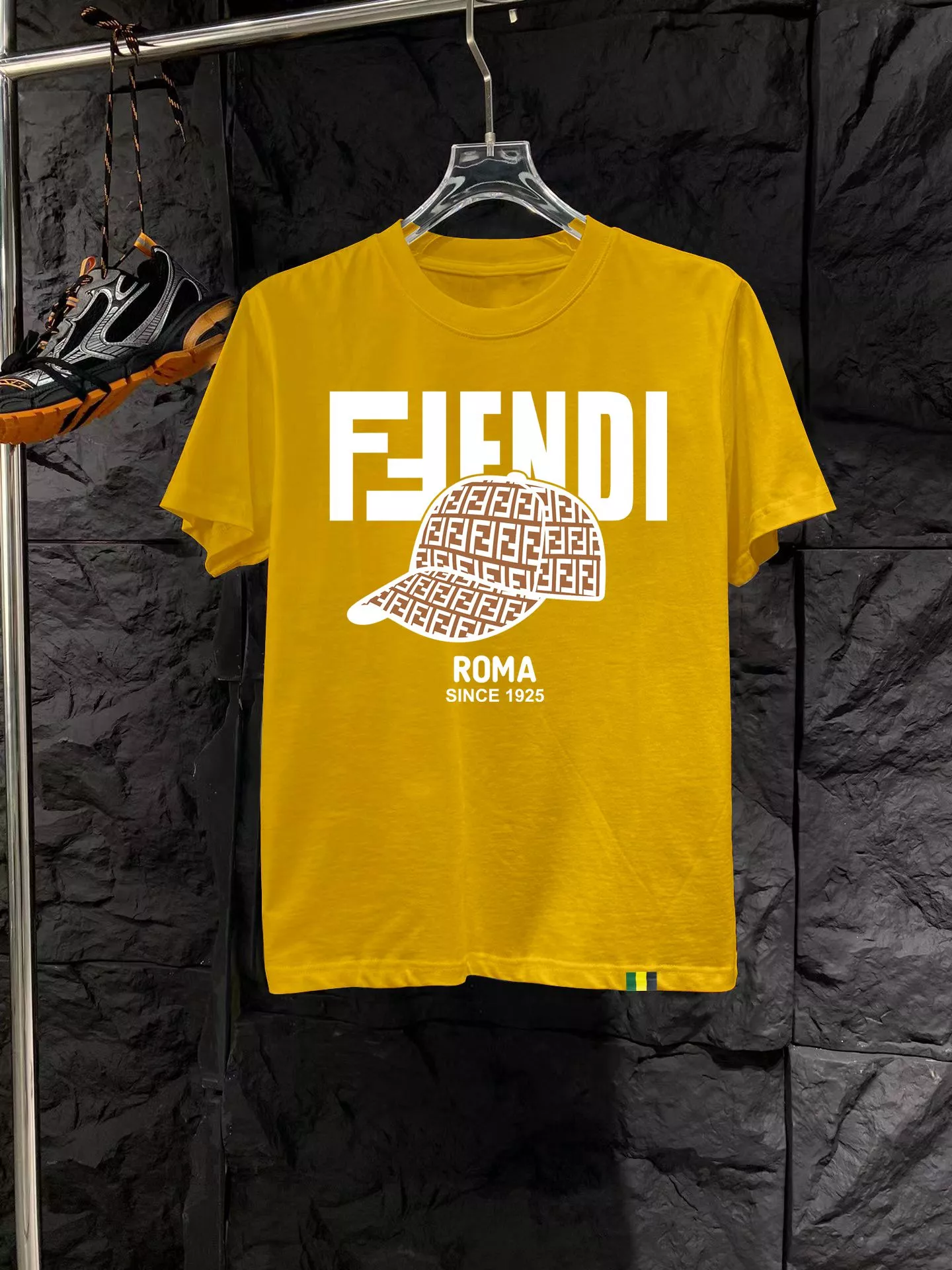 Fendi T-Shirts Short Sleeved For Men DailyWear 3469