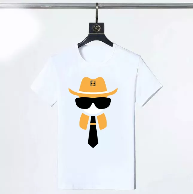 Fendi T-Shirts Short Sleeved For Men Fashionable 8940