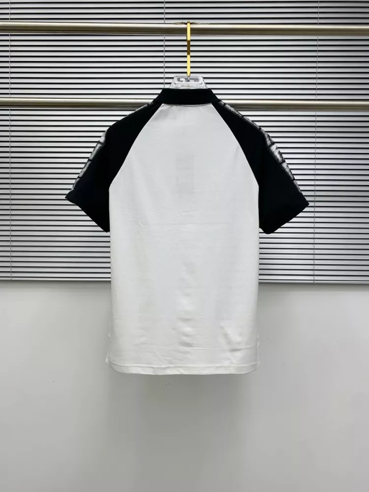 Fendi T-Shirts Short Sleeved For Men Trendy 8979
